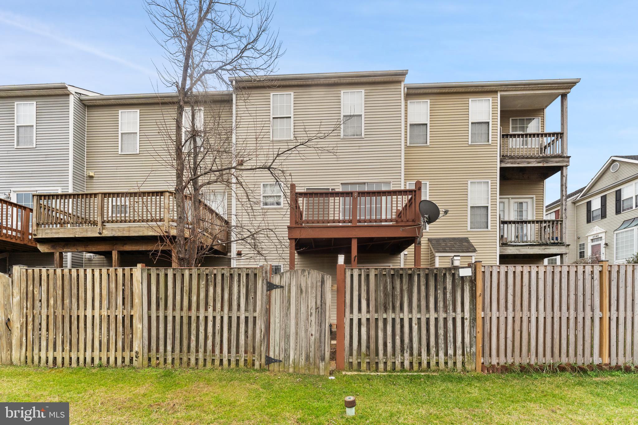 CROFTON VILLAGE - Residential