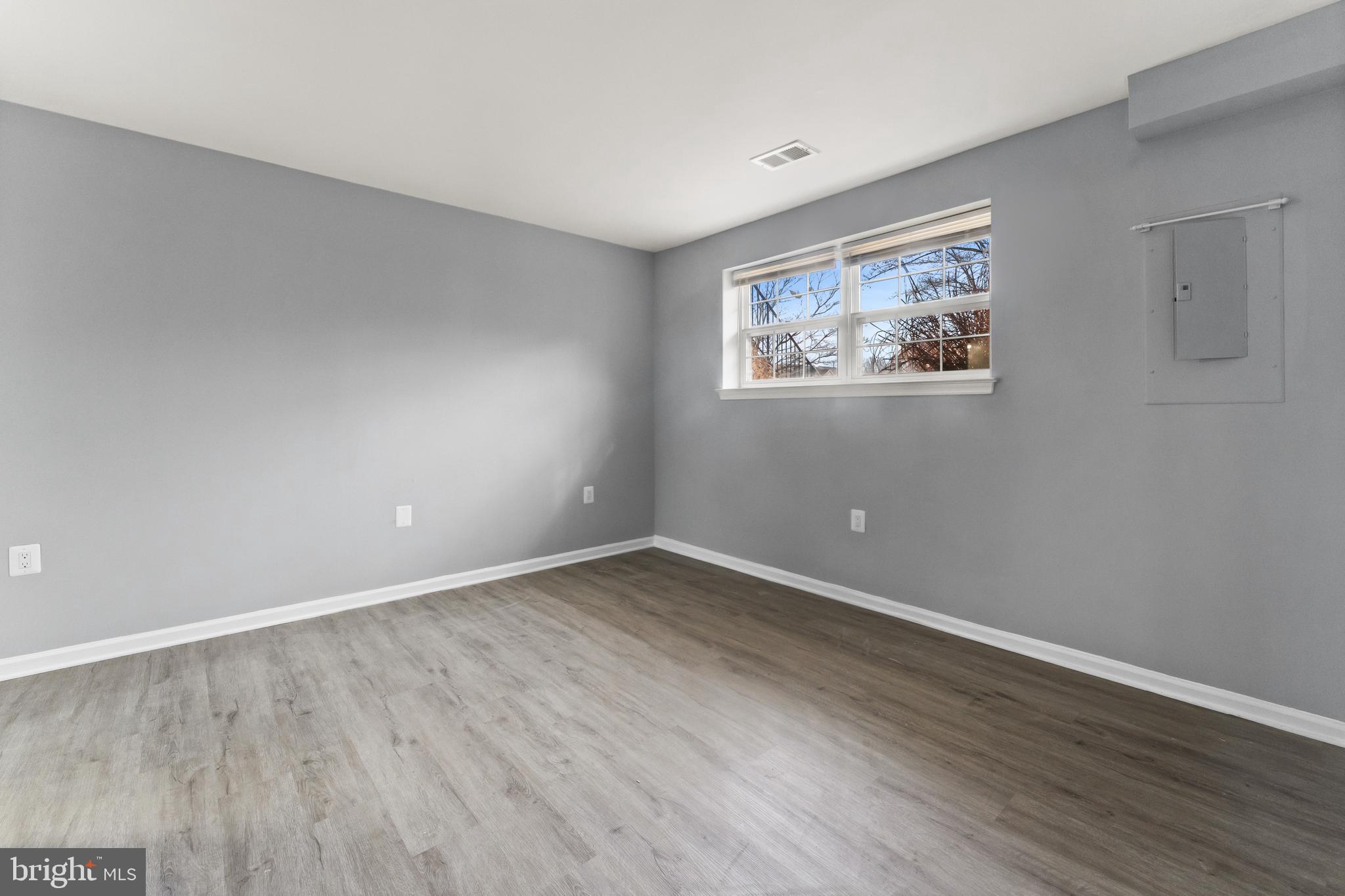 CROFTON VILLAGE - Residential