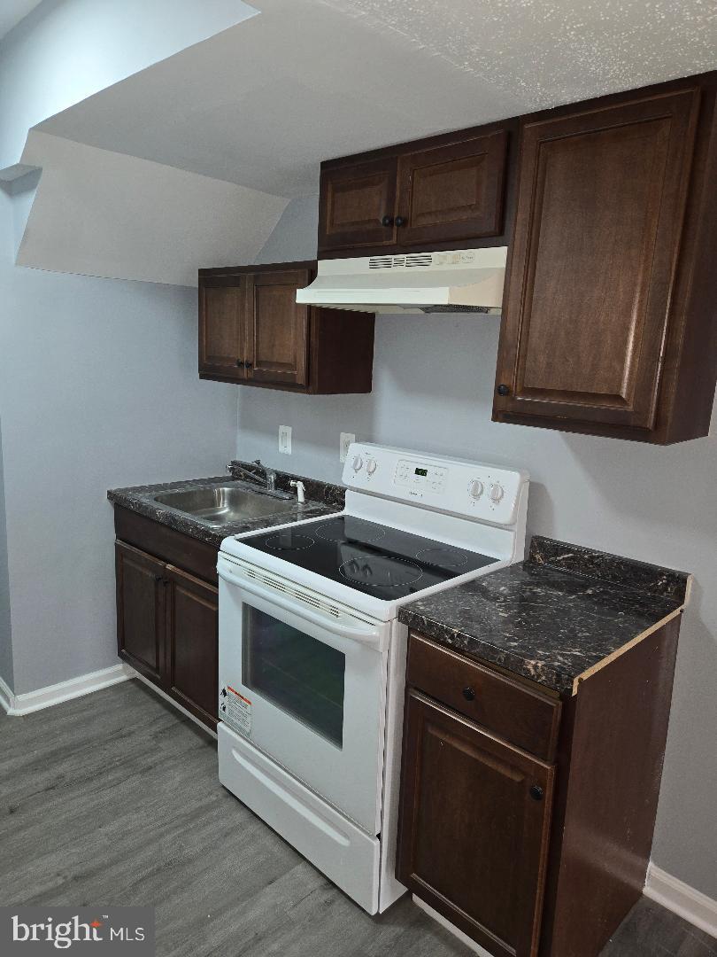 CROFTON VILLAGE - Residential