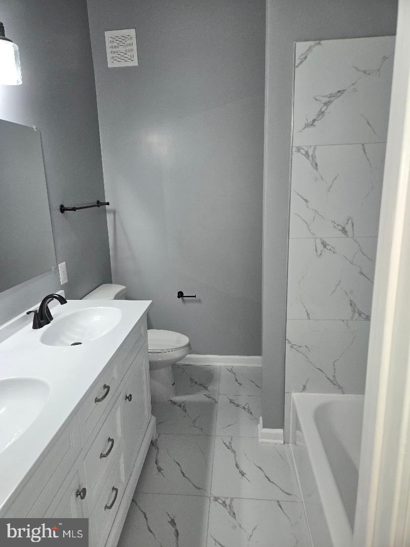 CROFTON VILLAGE - Residential