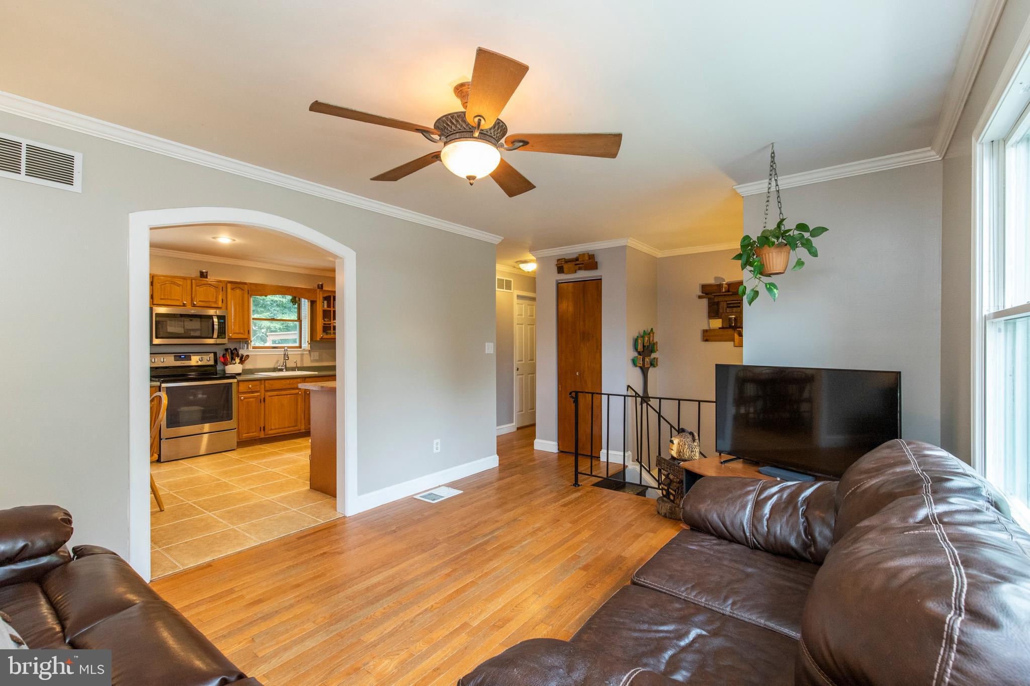 THOMSON ESTATES - Residential