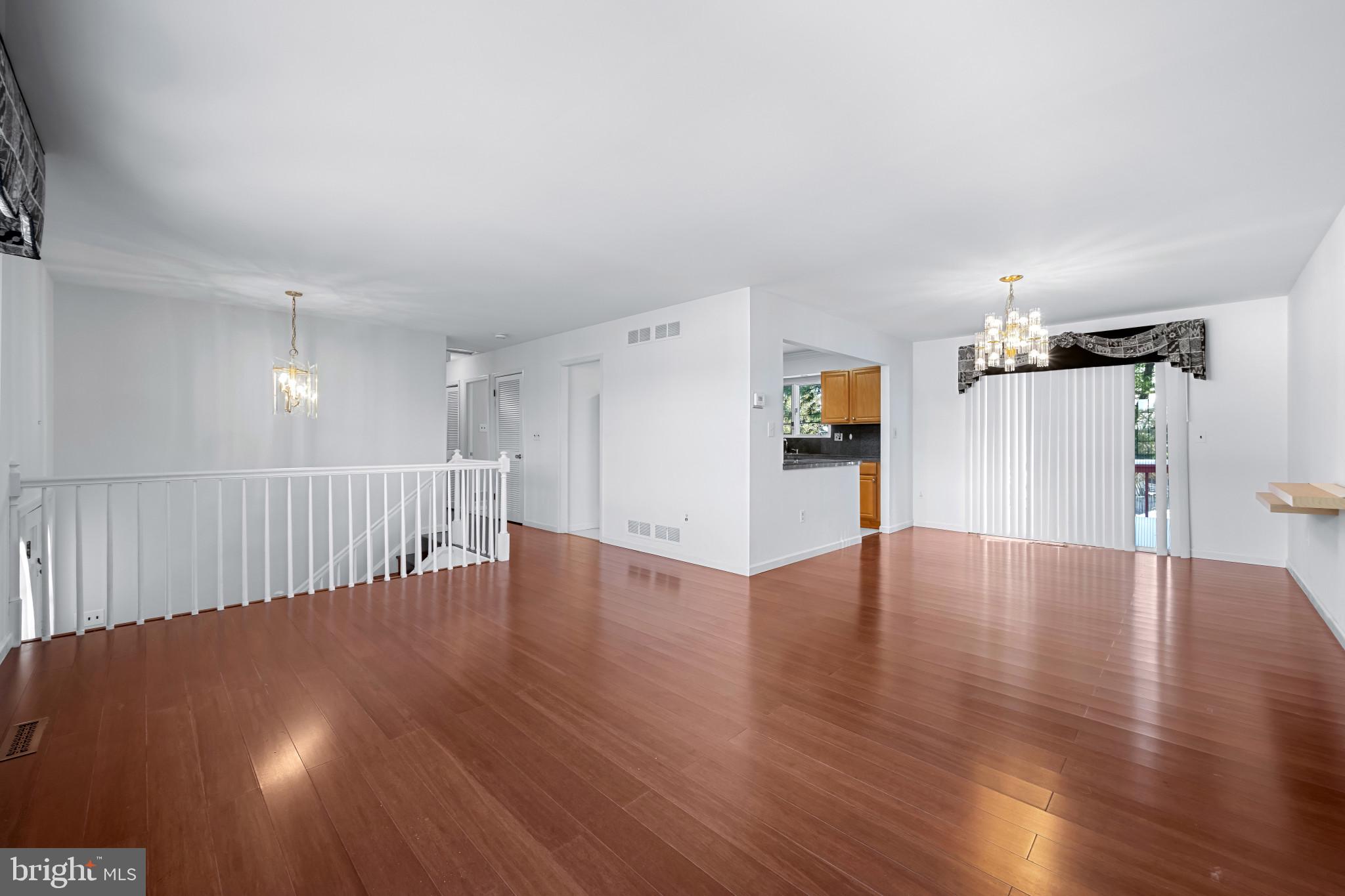 SPRINGDALE - Residential