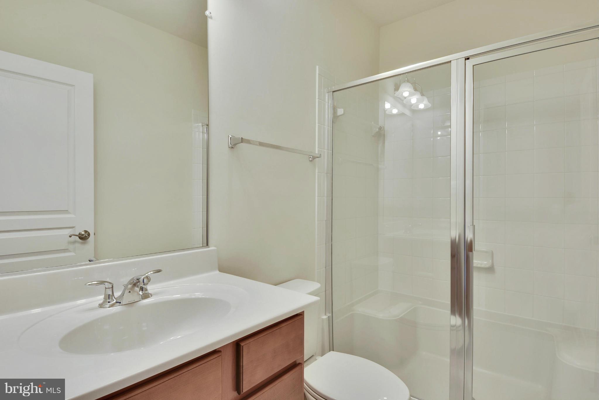 WATERFORD-PLAT 1> - Residential Lease