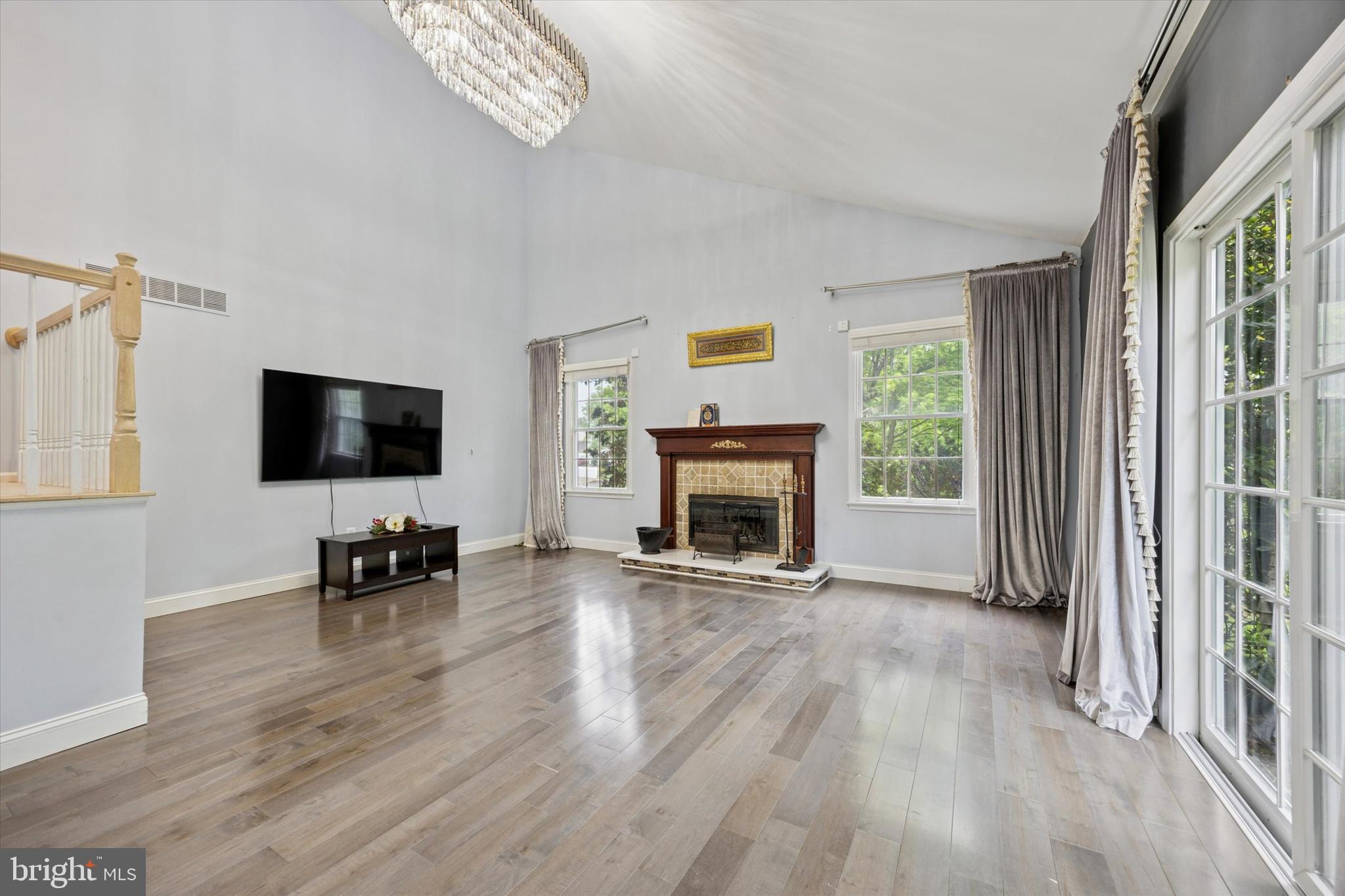 DALTON GLEN - Residential