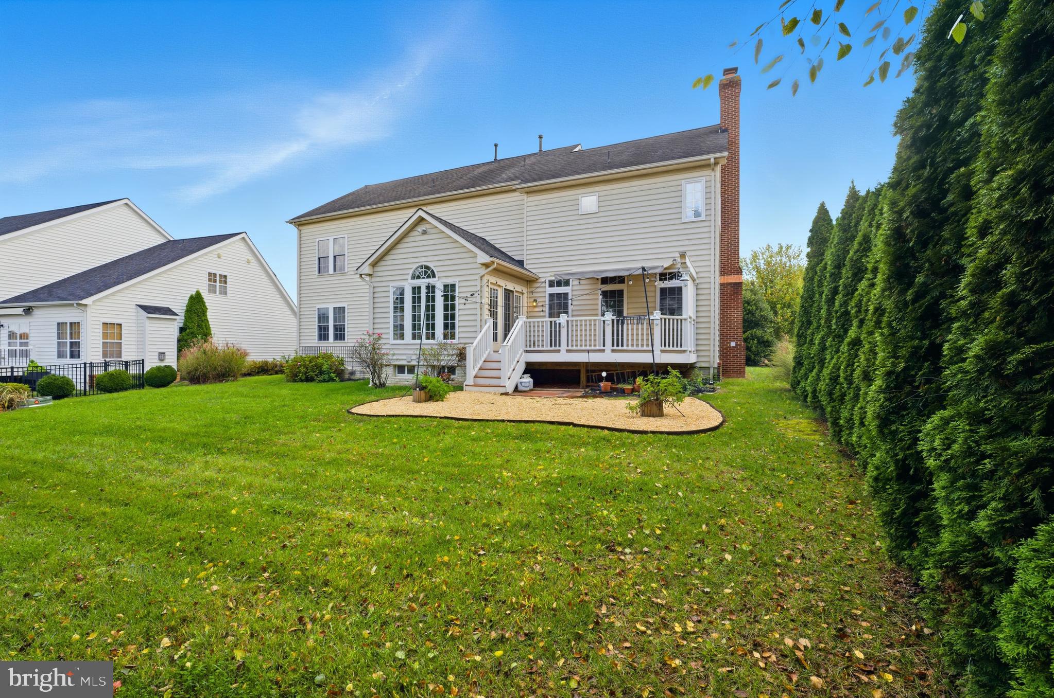 ADAMSTOWN COMMONS - Residential