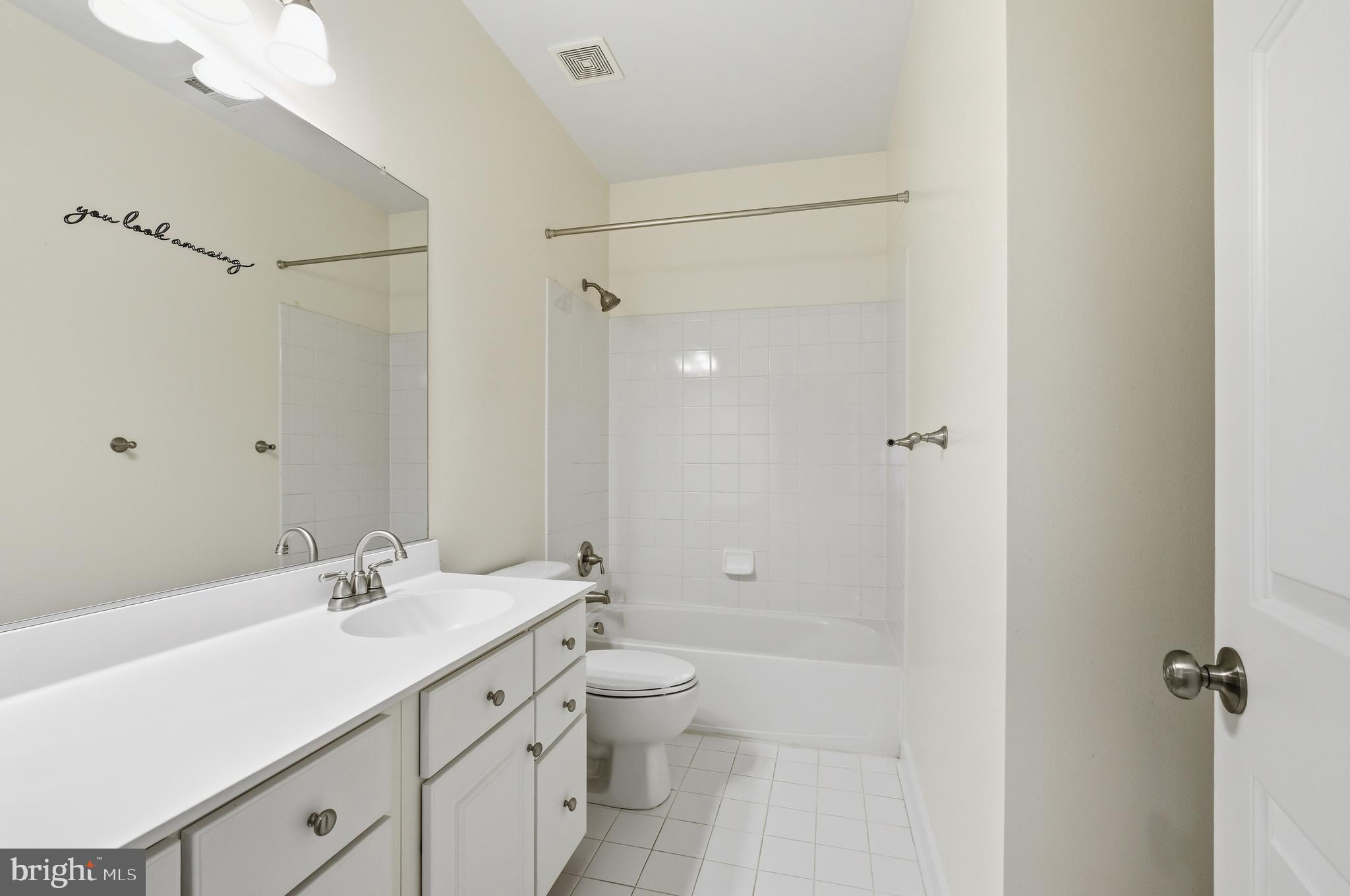 ADAMSTOWN COMMONS - Residential