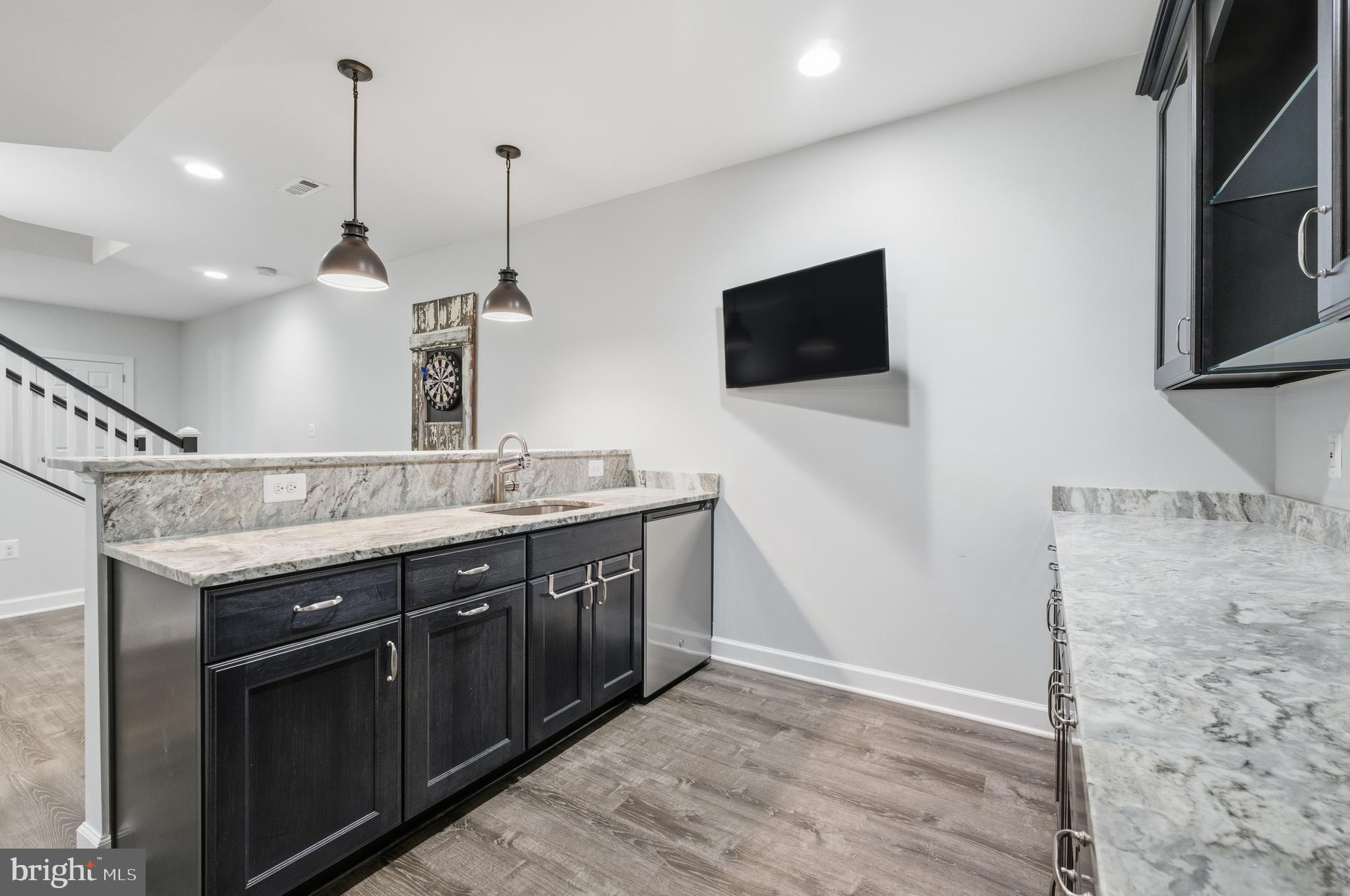 ADAMSTOWN COMMONS - Residential