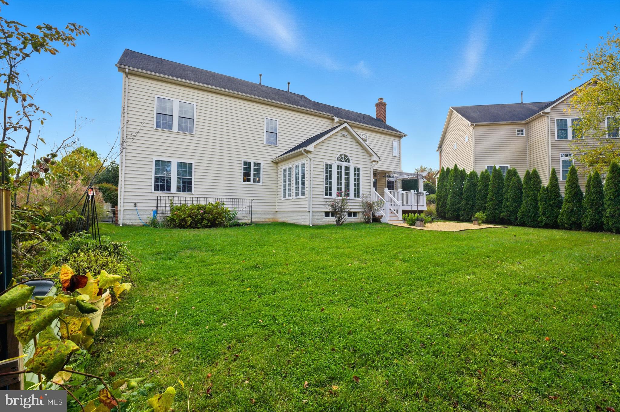 ADAMSTOWN COMMONS - Residential