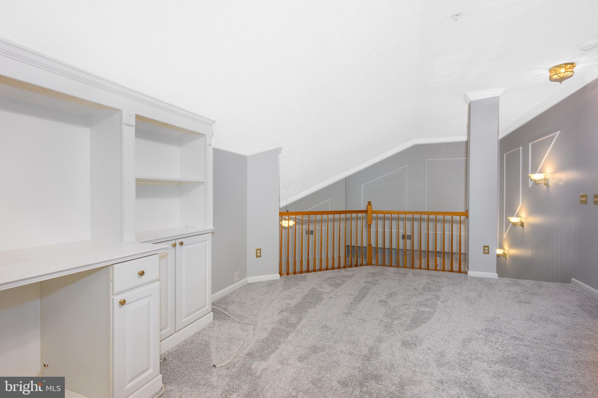 WHITE MARSH - Residential