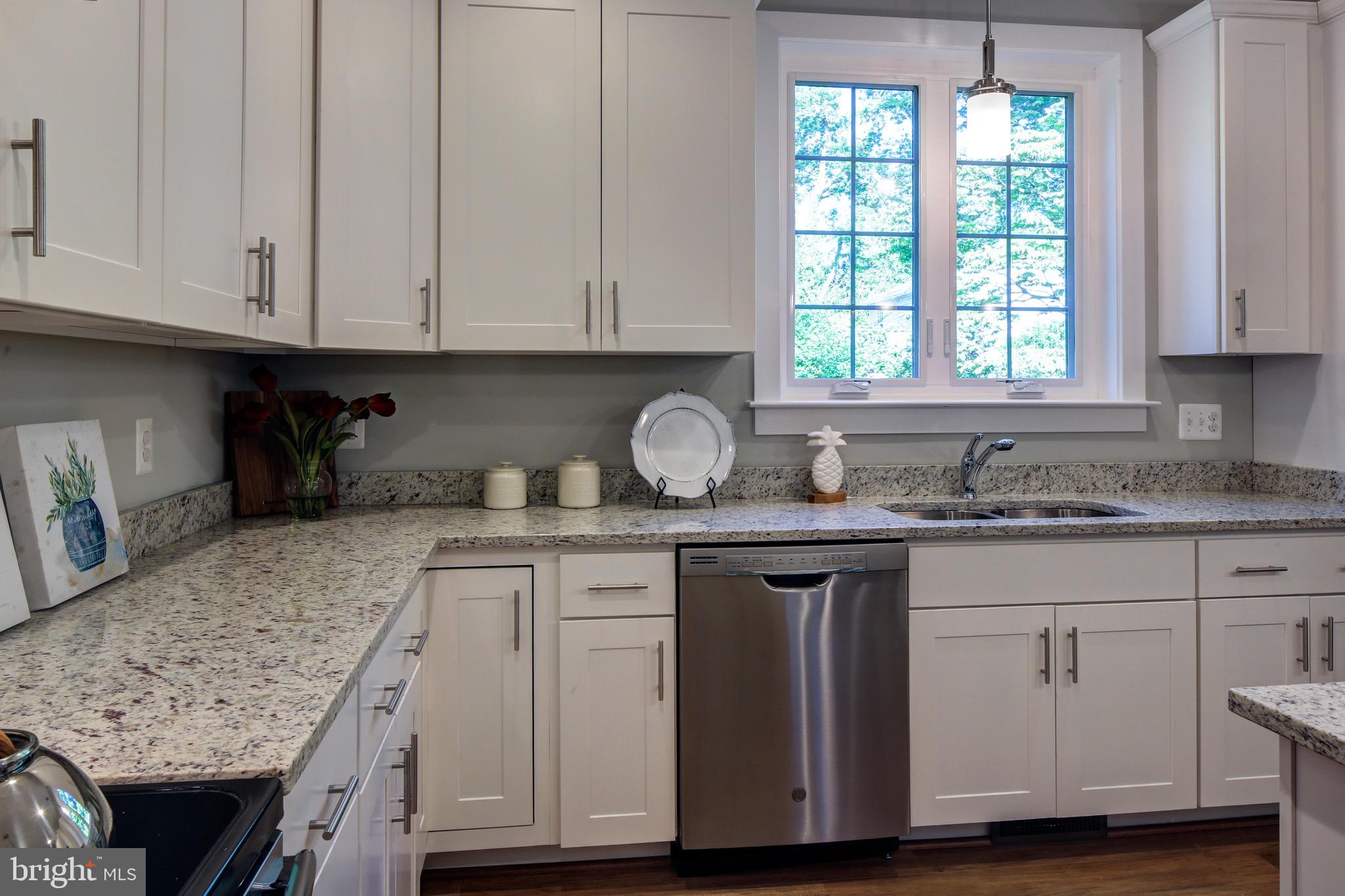 MILLERSVILLE - Residential