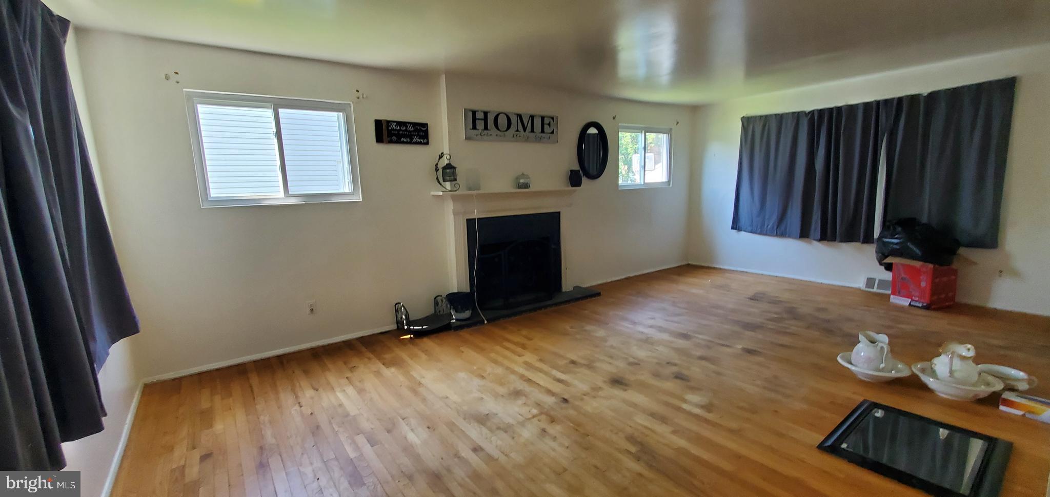 7956 CROSS CREEK DRIVE