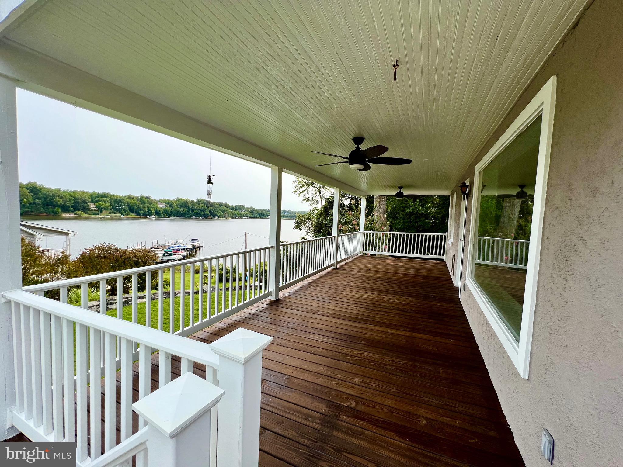 504 WALNUT DRIVE