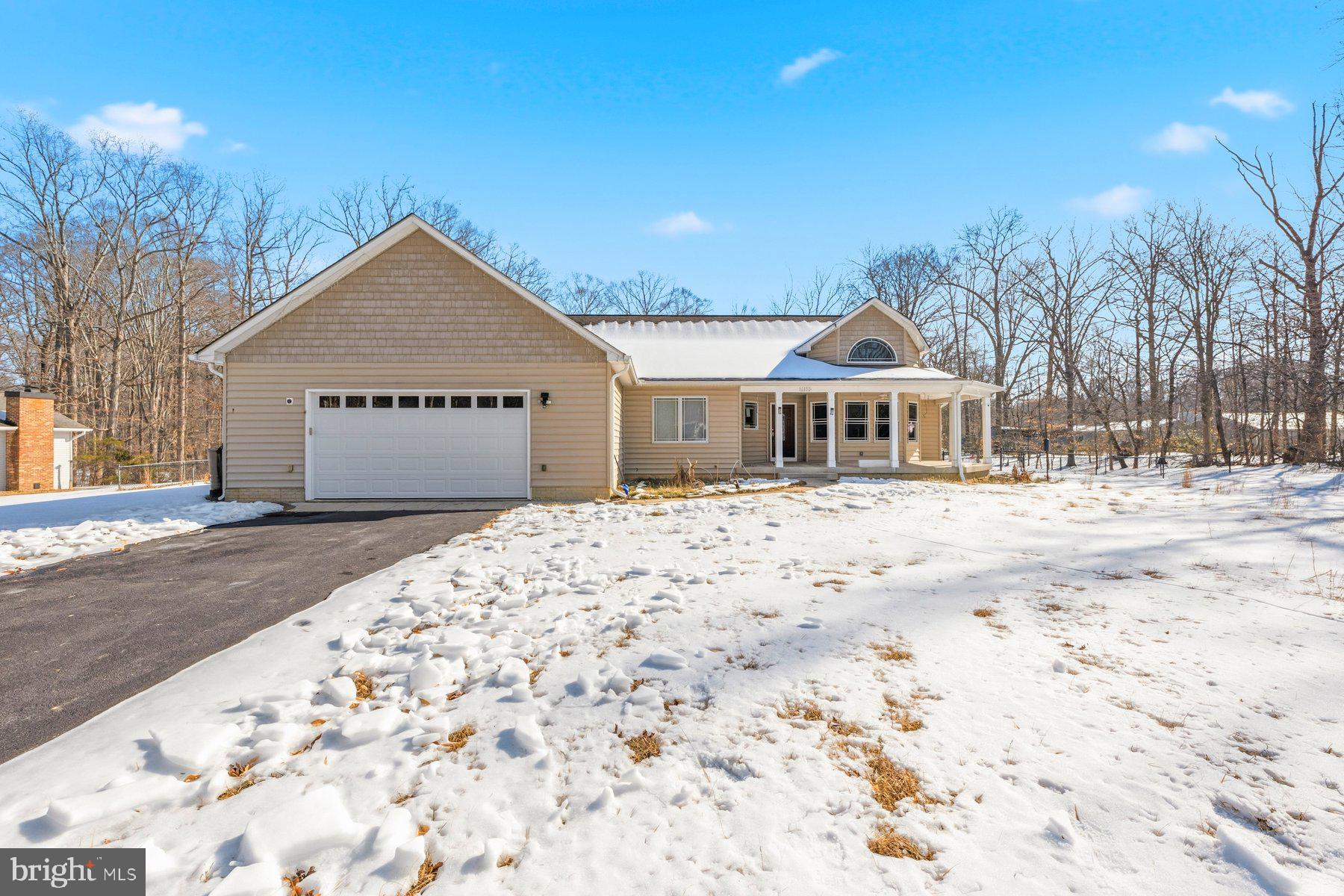 ANNAPOLIS WOODS - Residential