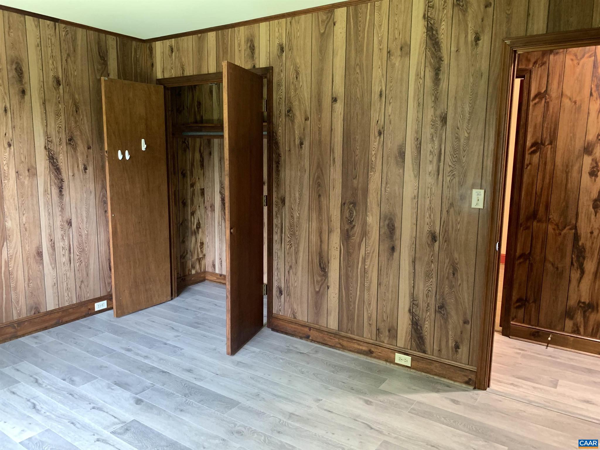 UNKNOWN - Residential Lease