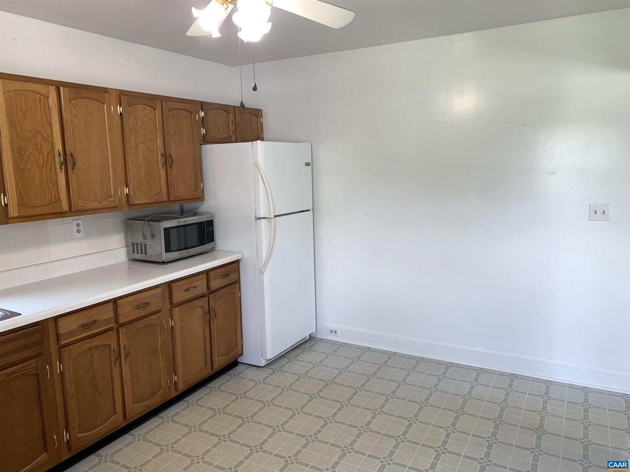 UNKNOWN - Residential Lease