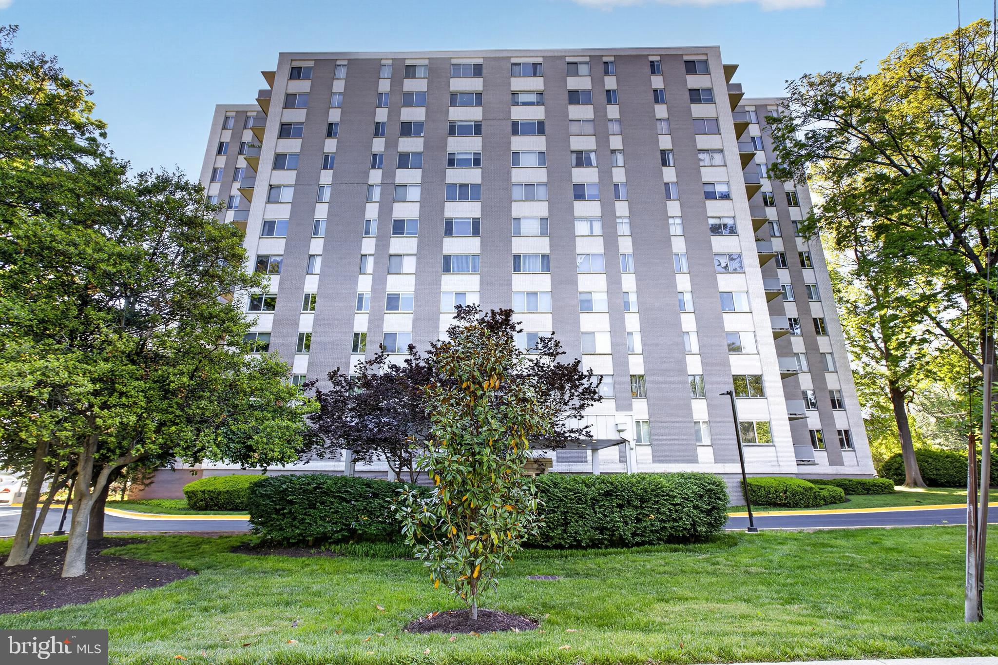 WHITEHALL - Residential