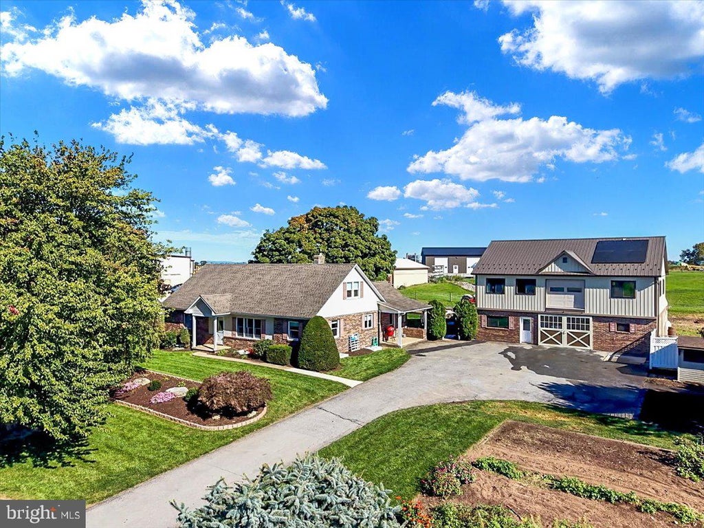 Photo of 2939 Harvest Drive, RONKS, PA 17572 (MLS # PALA2097472)