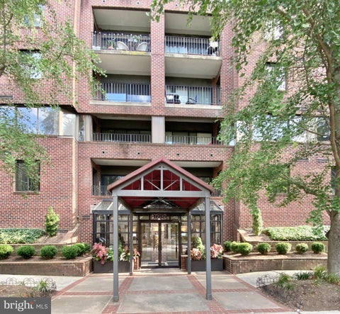 Condo For Rent - 1600 Prince Street #210<br/> Alexandria City County, ALEXANDRIA, VA 22314