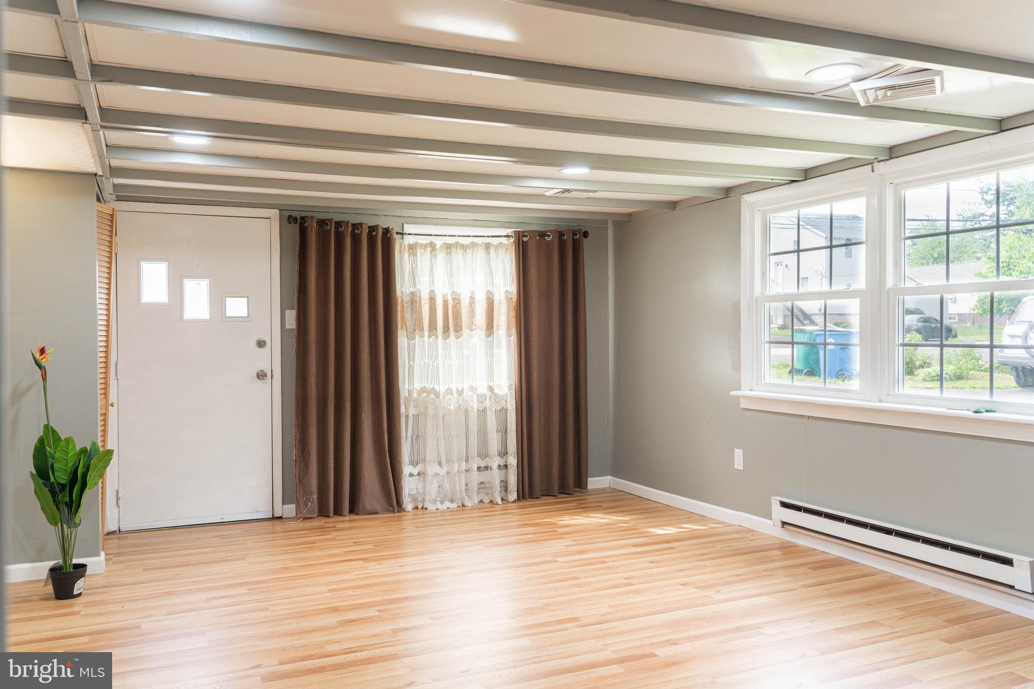 LANSDALE - Residential