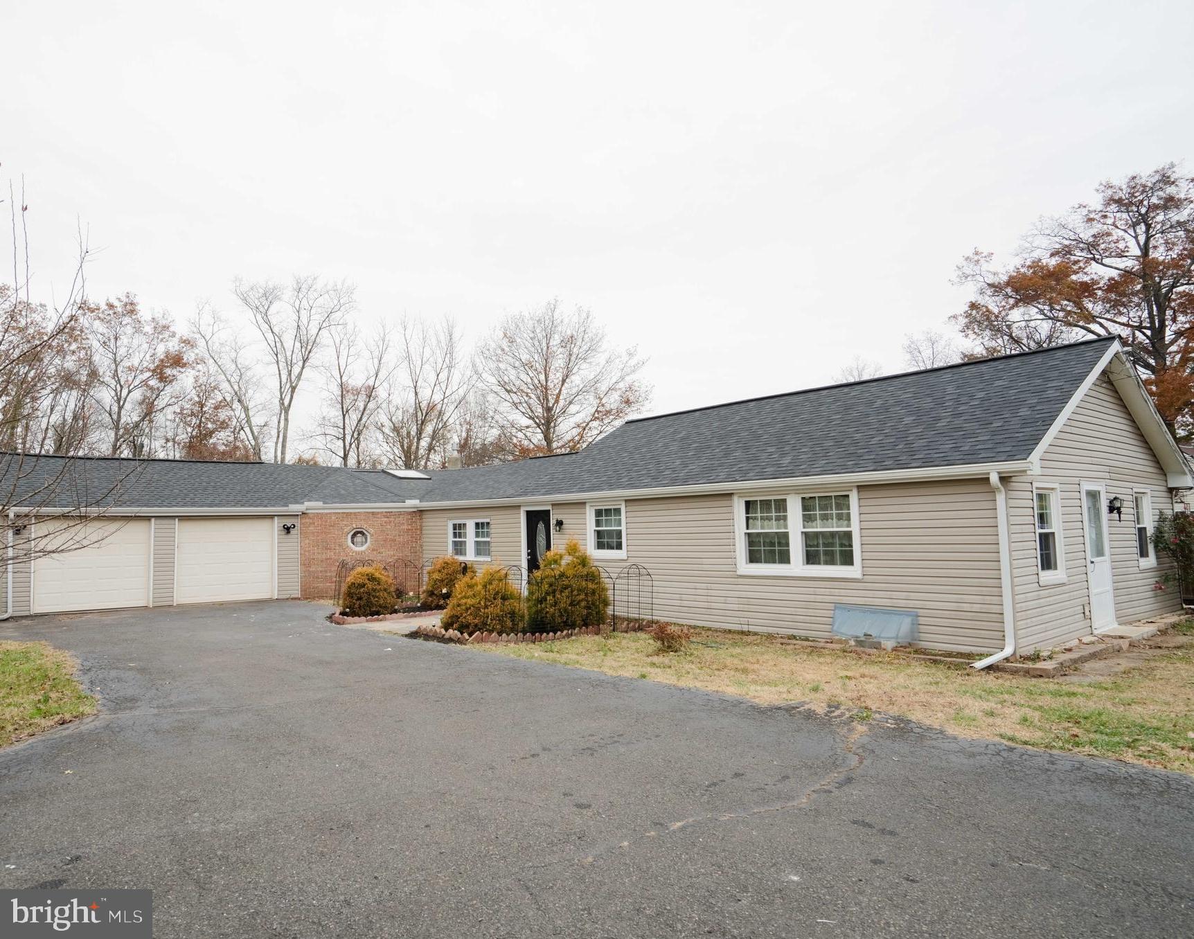 LANSDALE - Residential