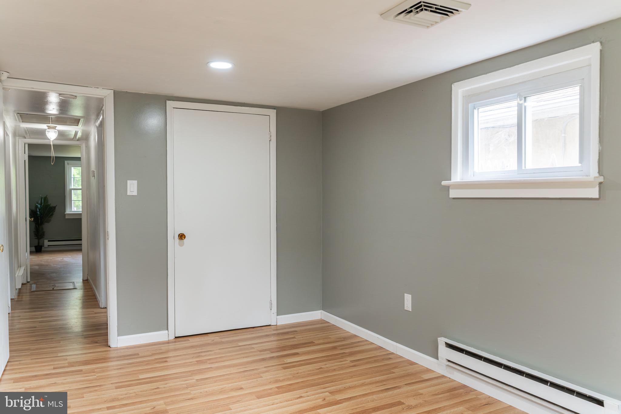 LANSDALE - Residential