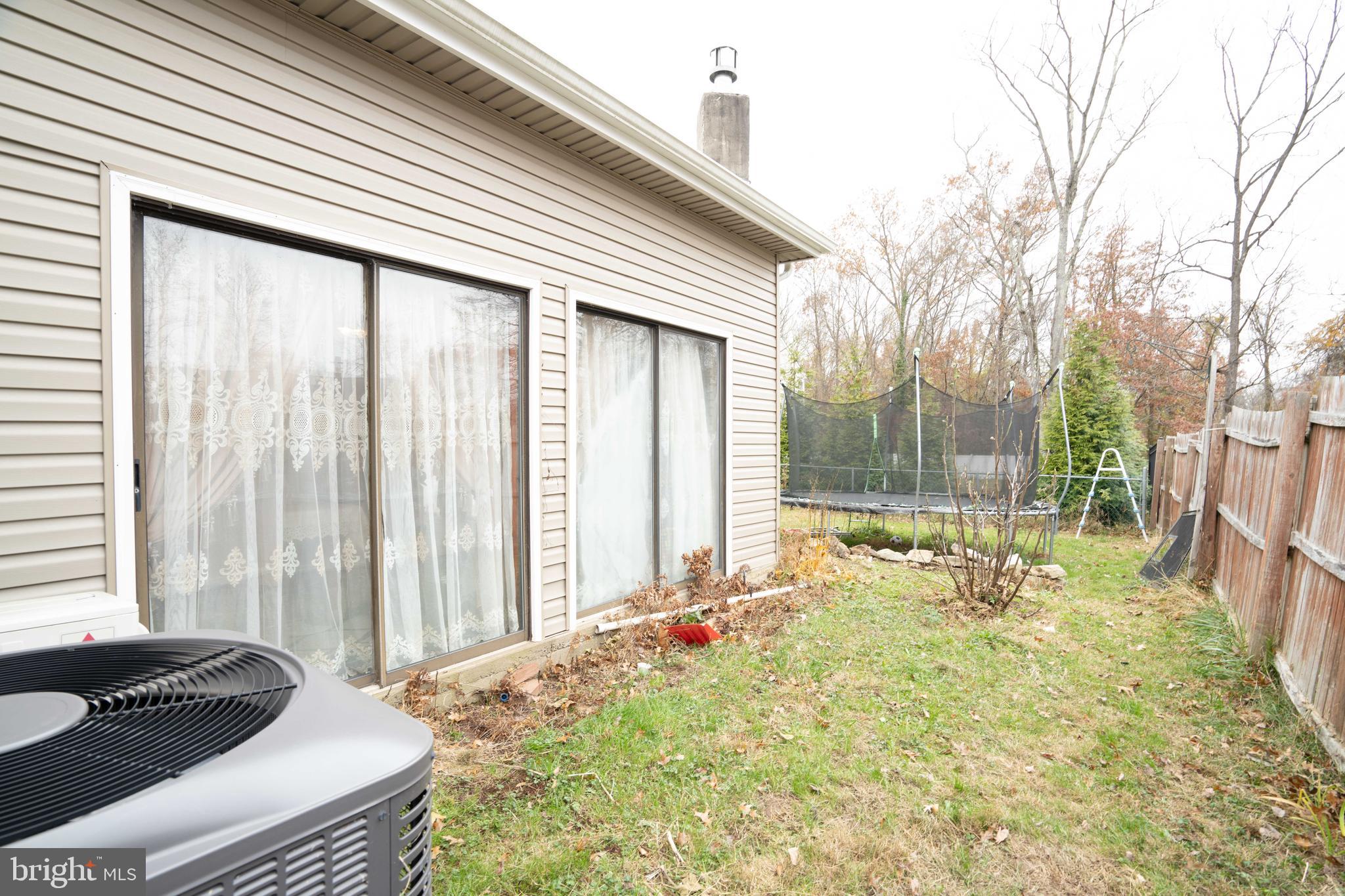 LANSDALE - Residential