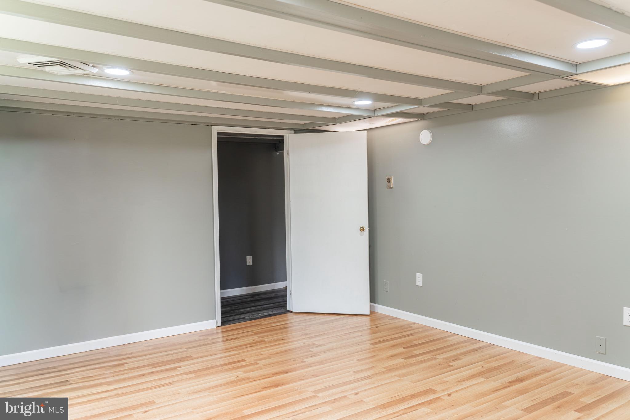 LANSDALE - Residential