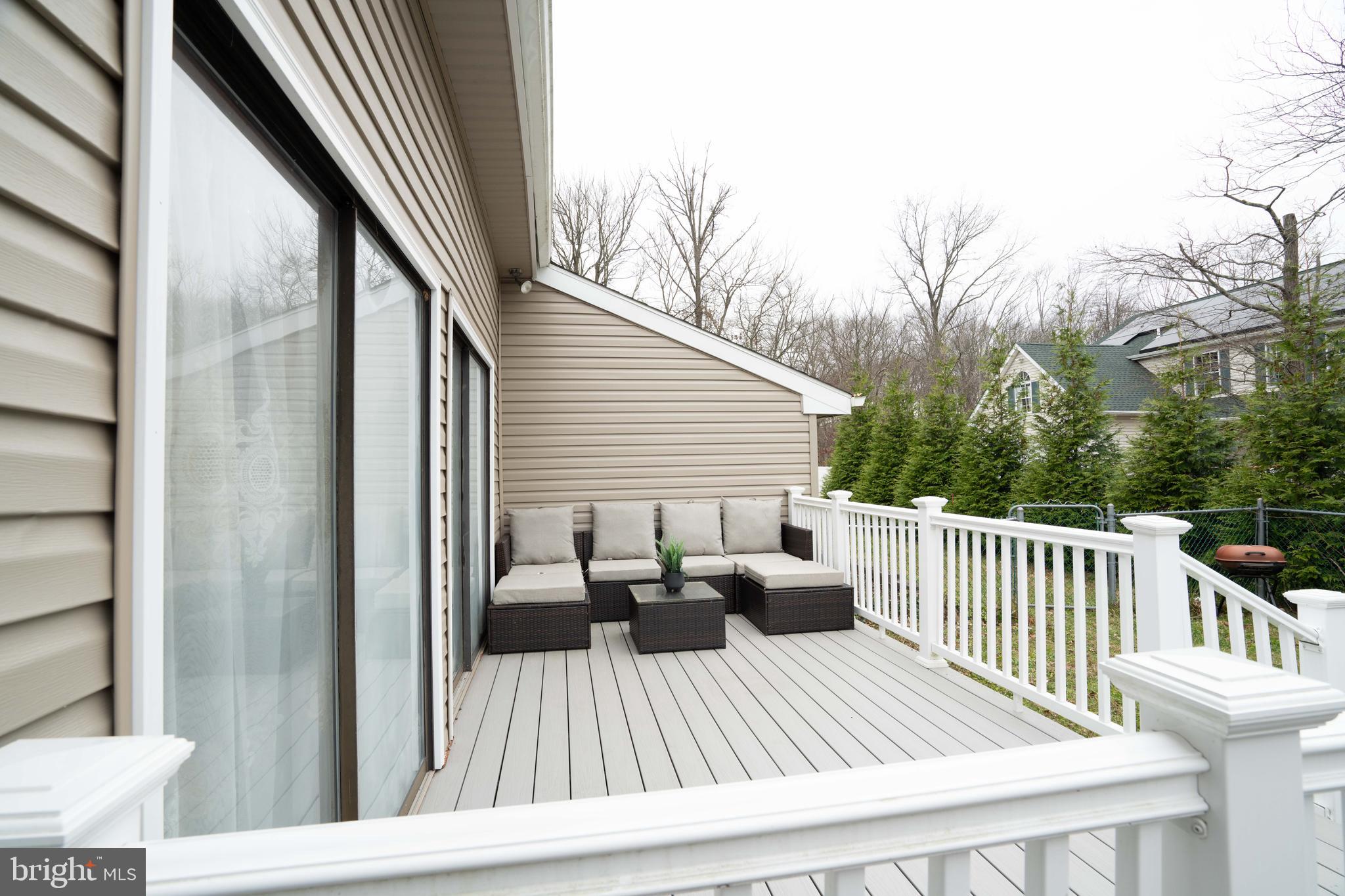 LANSDALE - Residential
