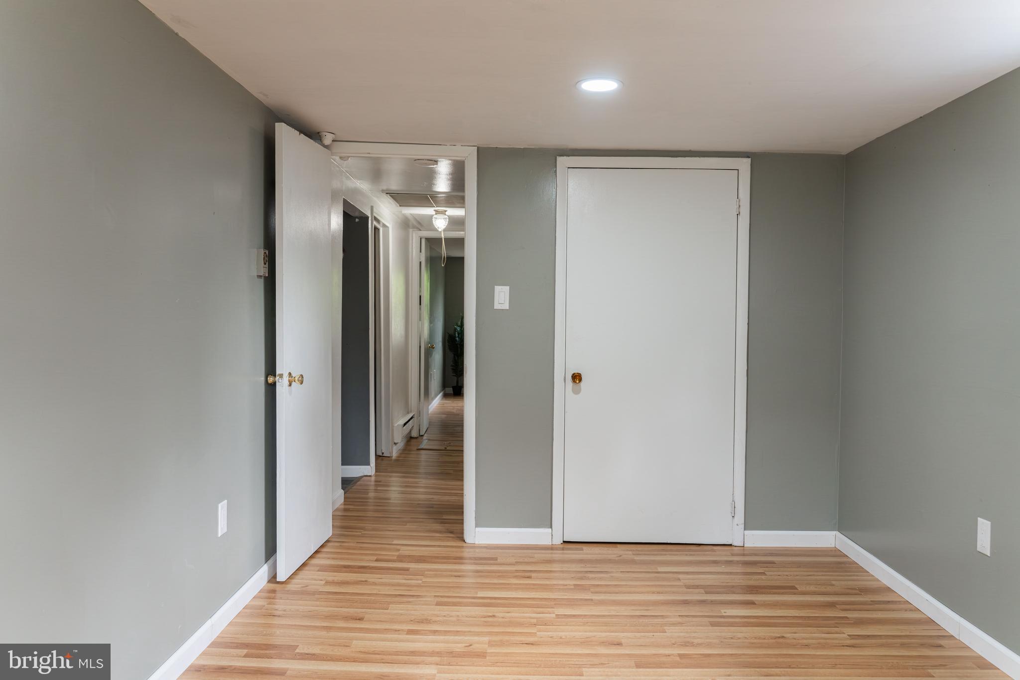 LANSDALE - Residential