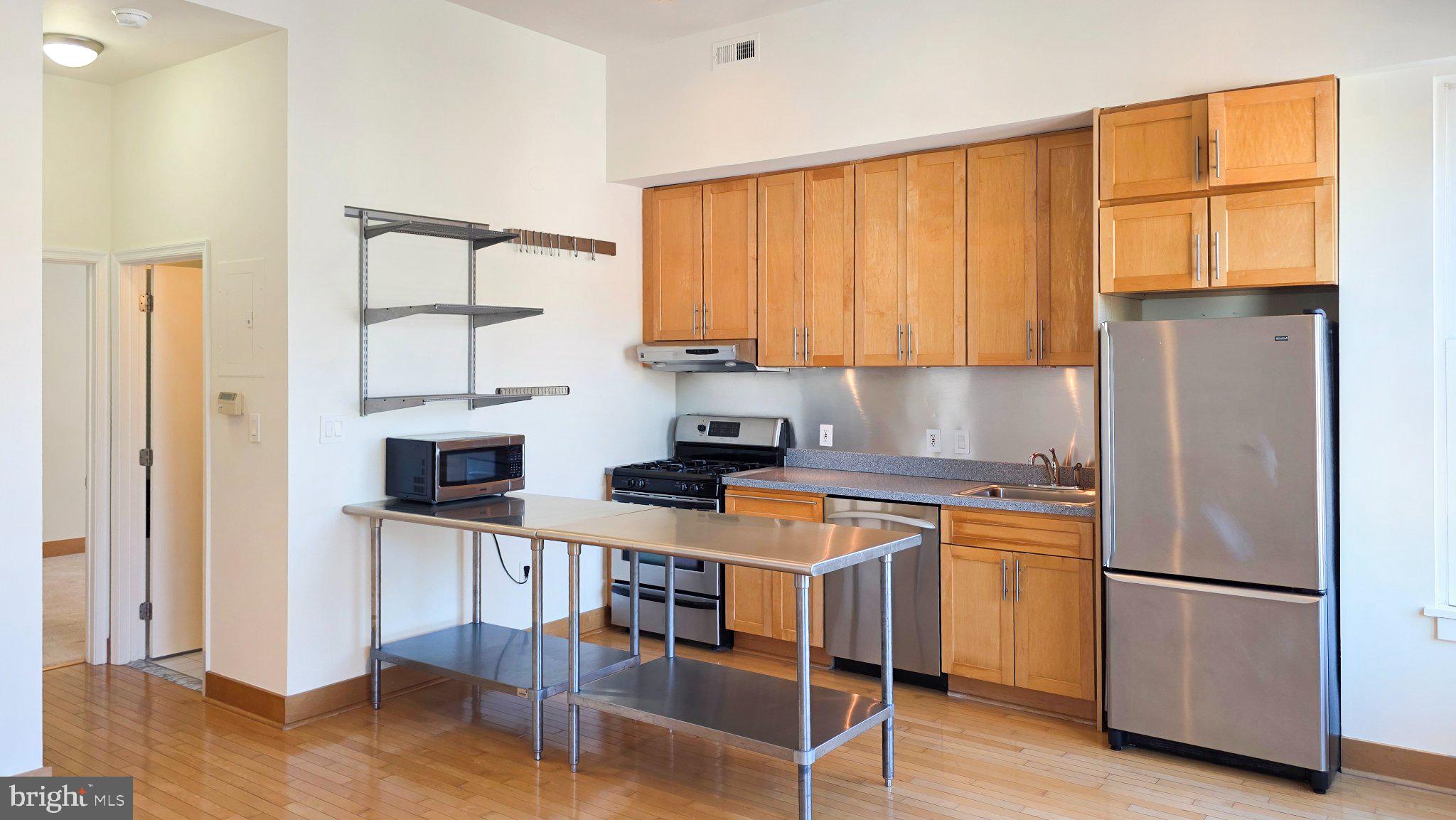 326 8TH STREET NE 302