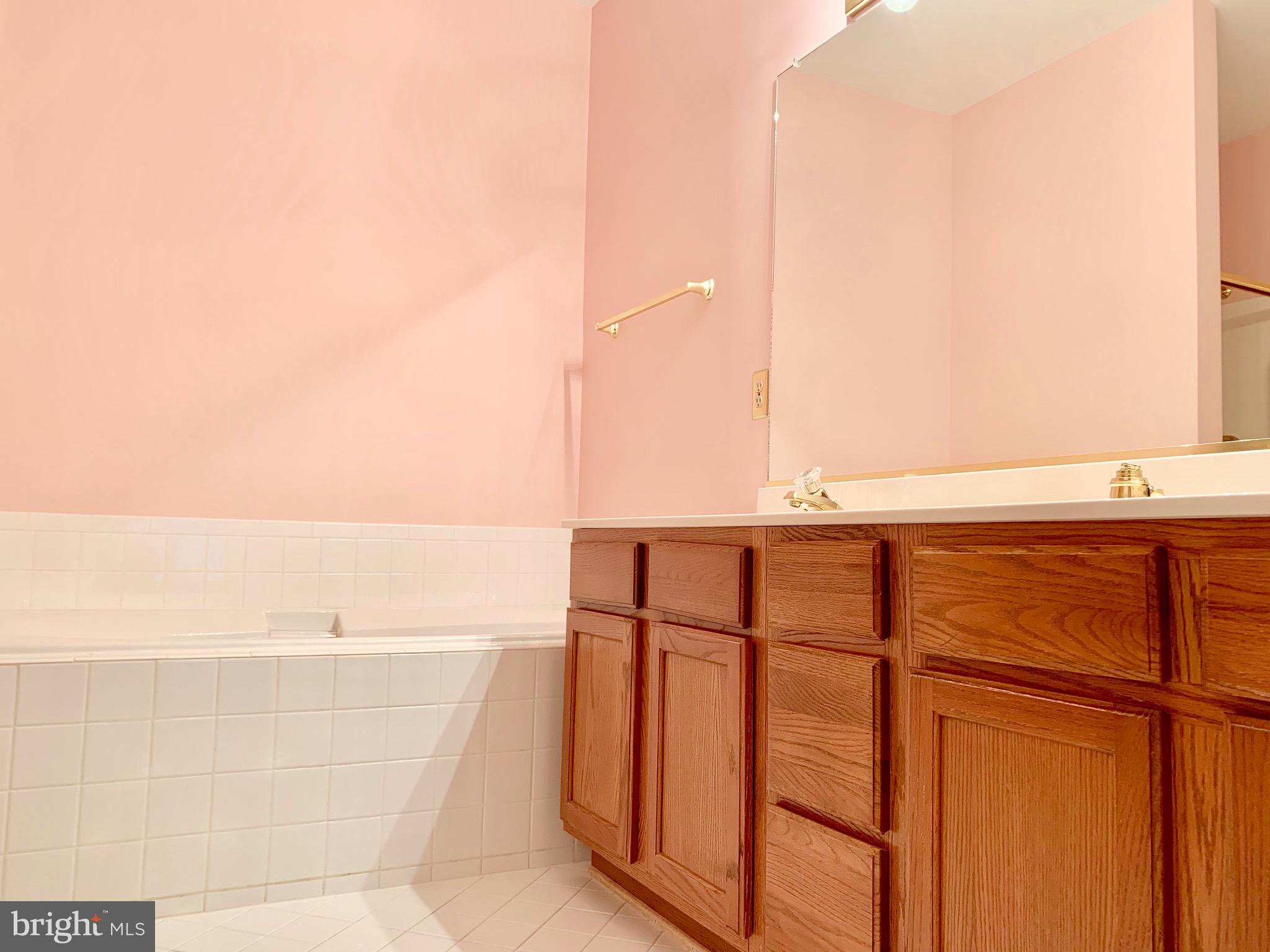 SALEM FIELDS - Residential