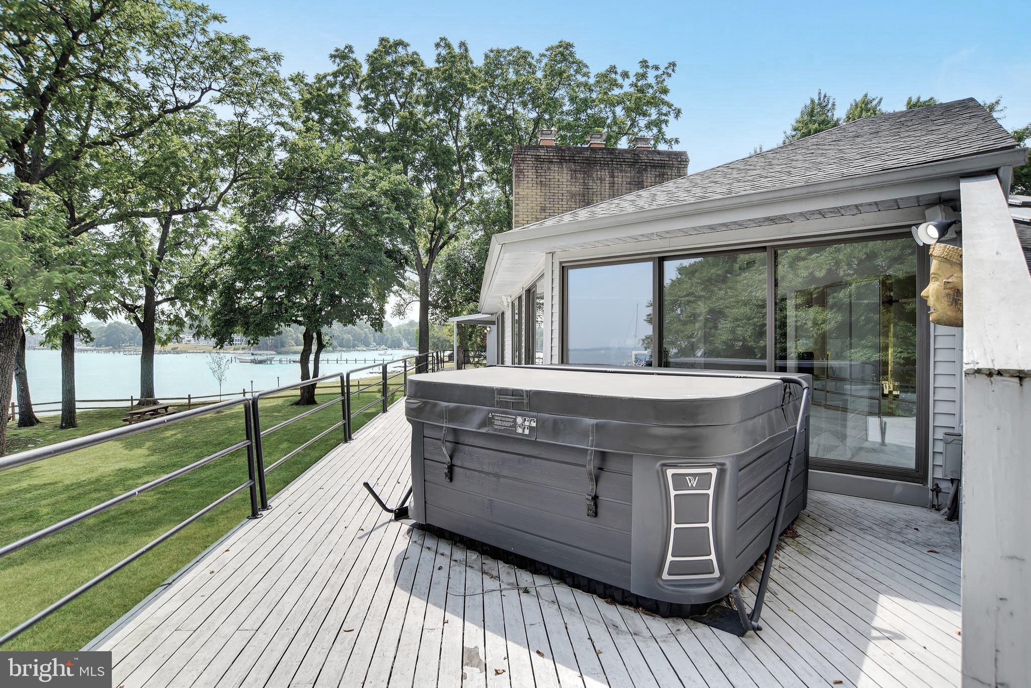 SYLVAN VIEW - Residential