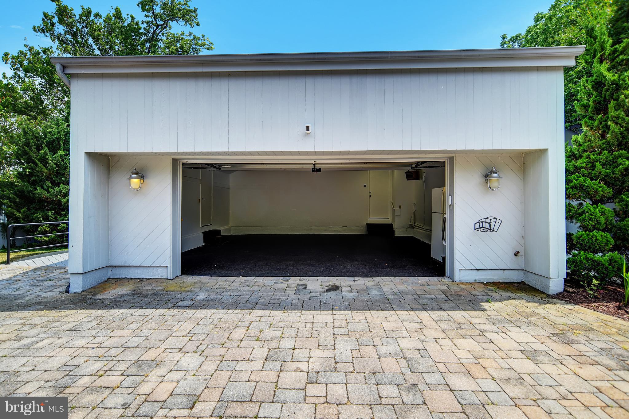 SYLVAN VIEW - Residential