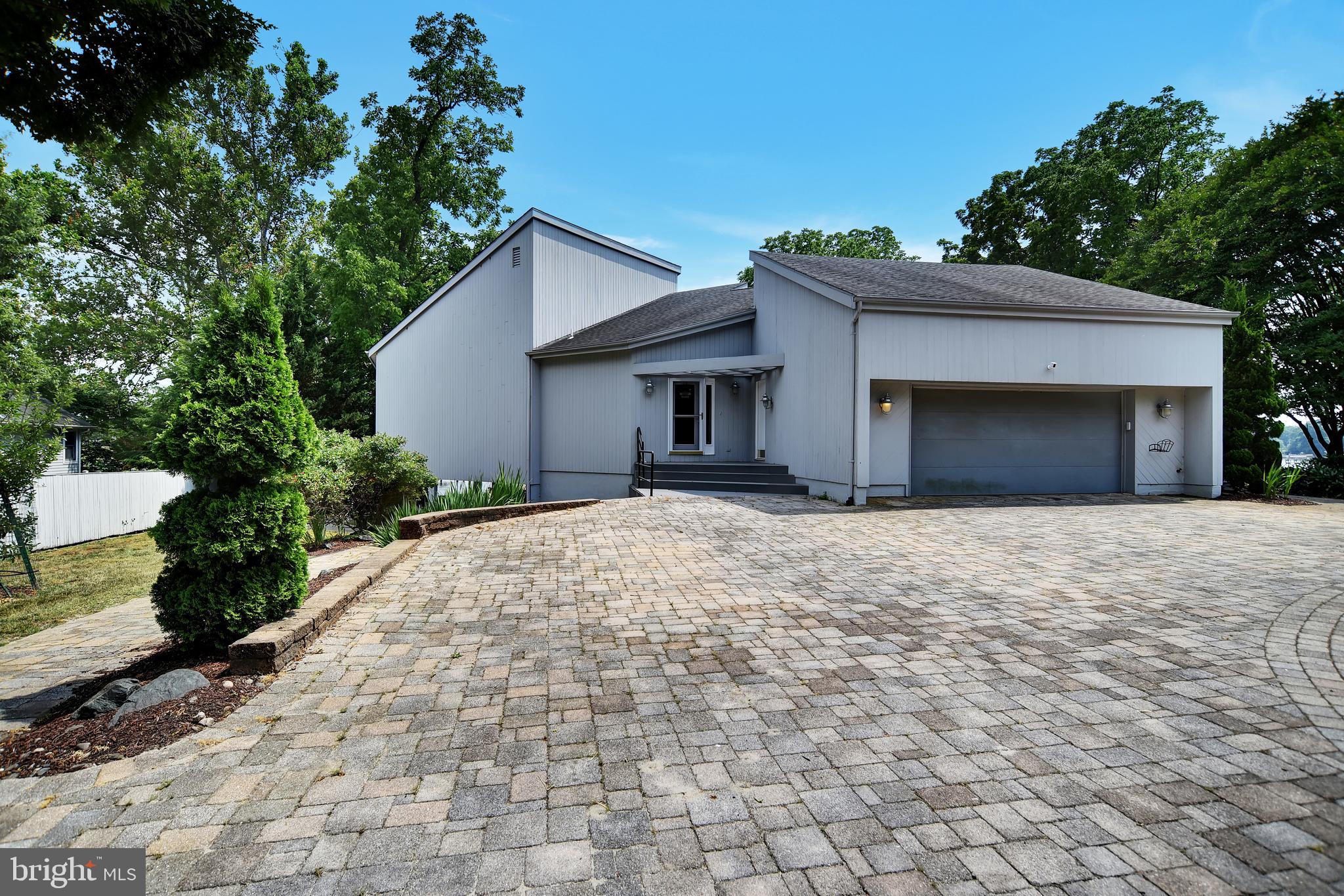 SYLVAN VIEW - Residential