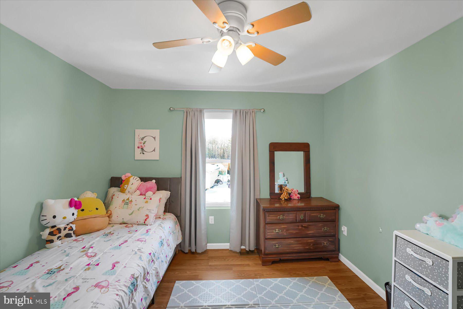 WHISPER RIDGE - Residential