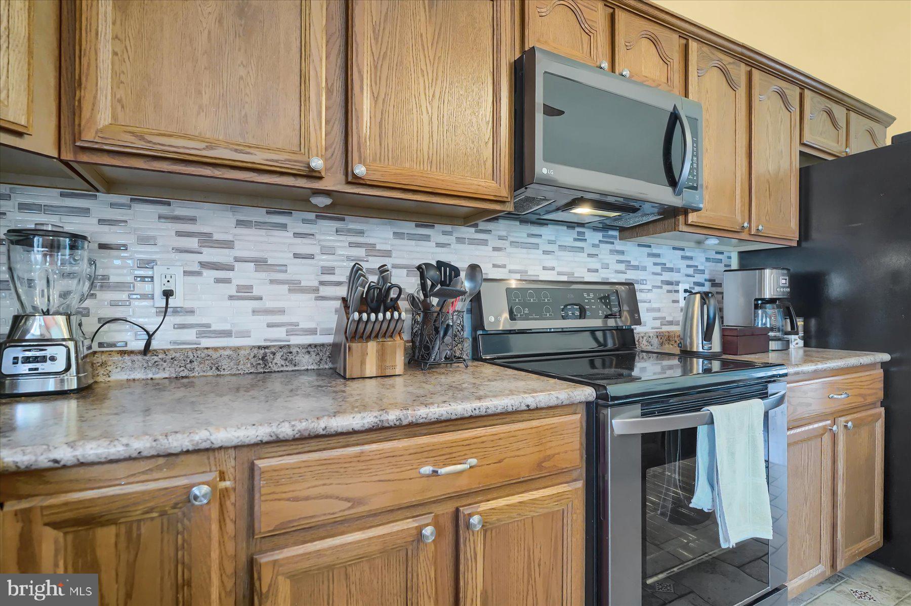 WHISPER RIDGE - Residential