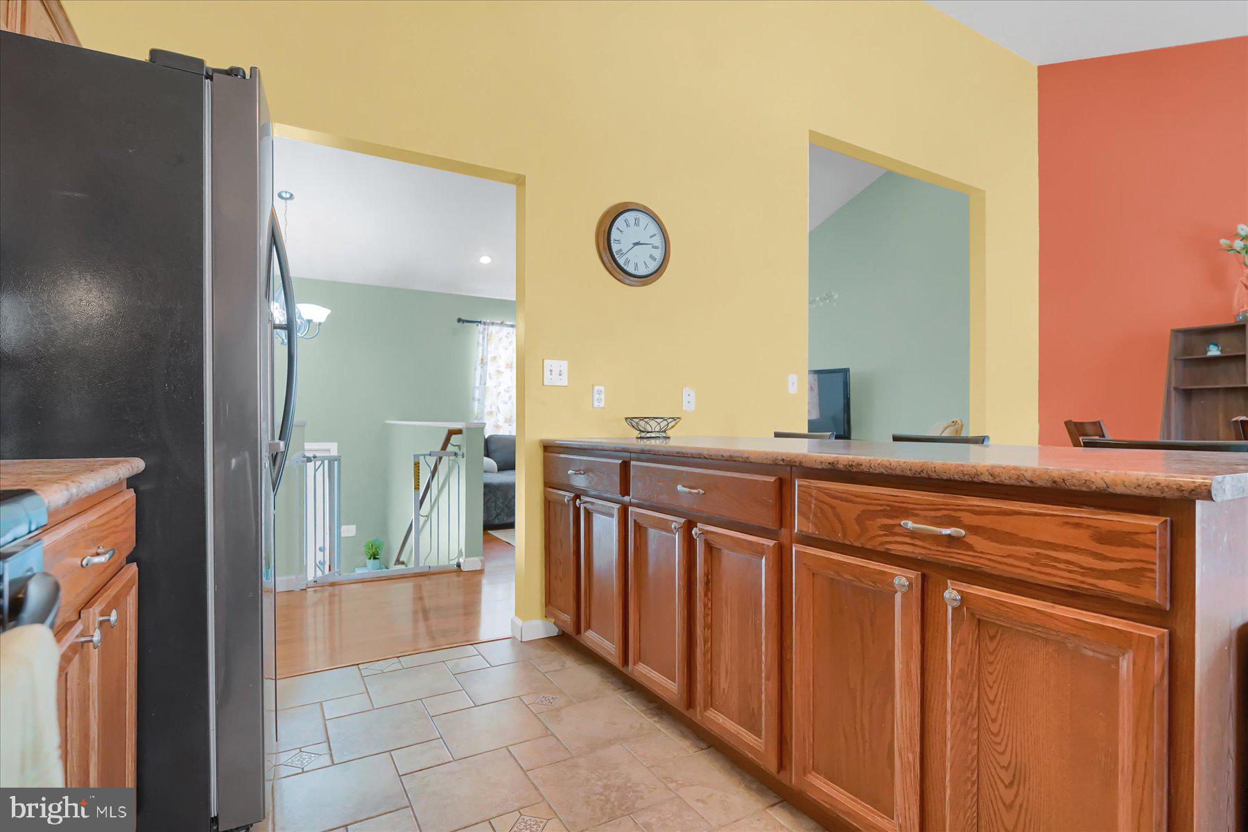 WHISPER RIDGE - Residential