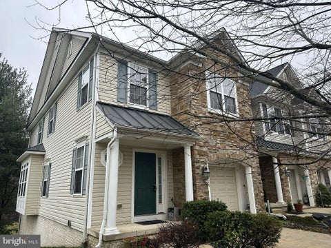 Townhouse For Rent - 8420 Charmed Days<br/> Howard County, LAUREL, MD 20723