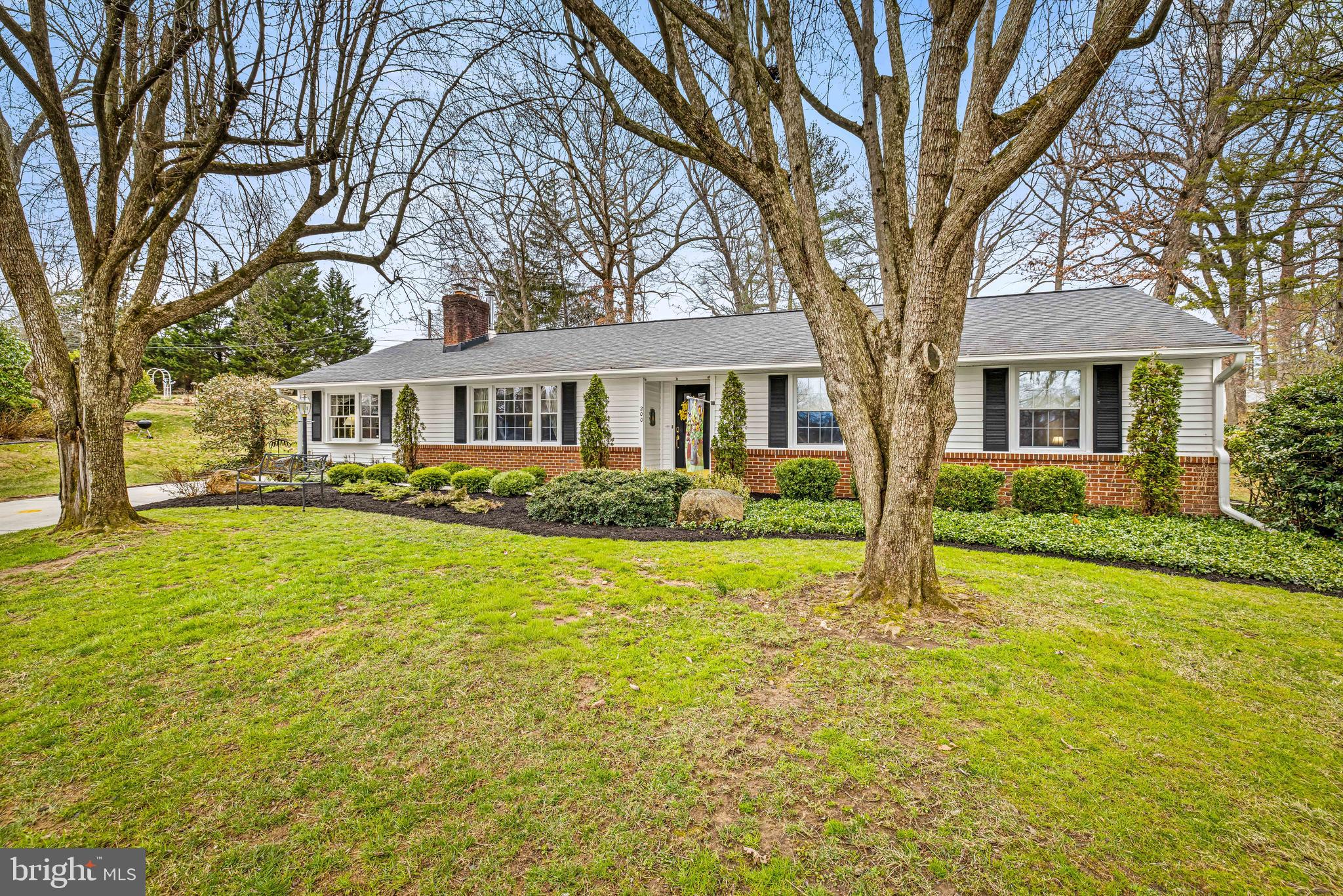 DULANEY FOREST - Residential