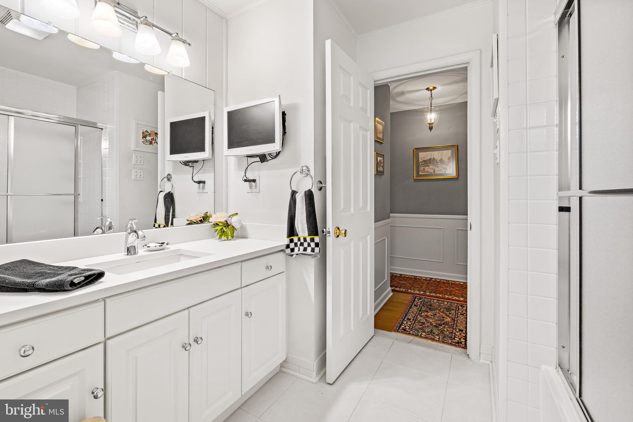 DULANEY FOREST - Residential