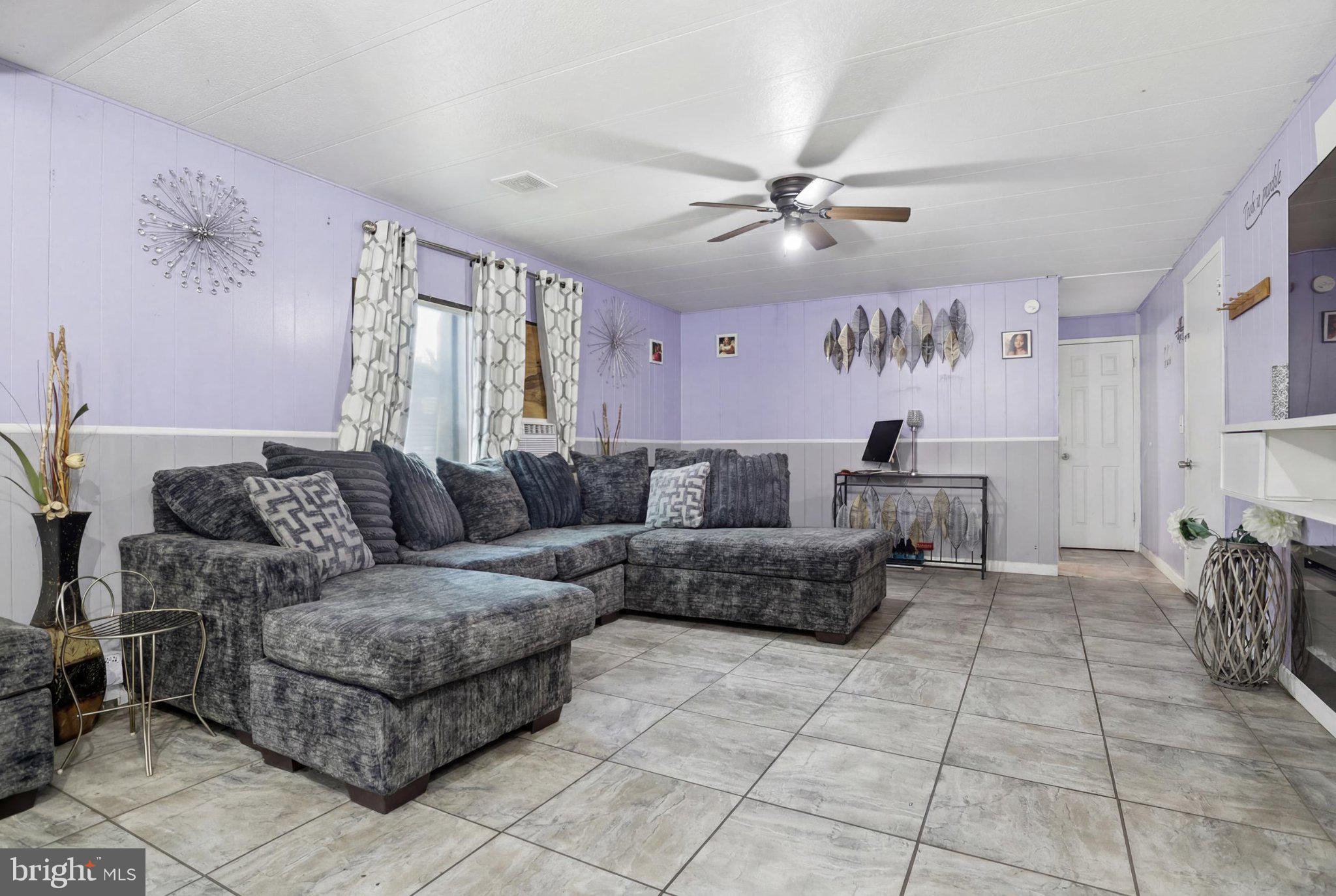 82 MALIBU BOULEVARD