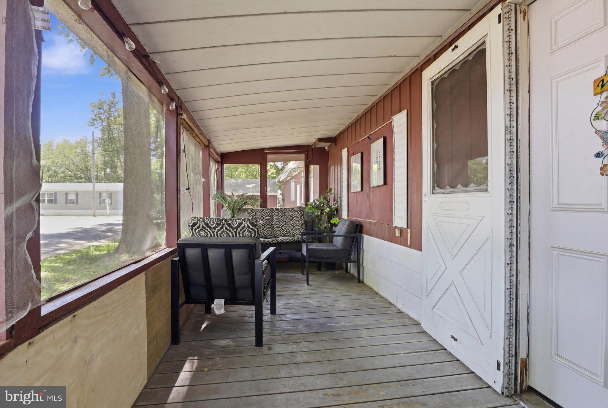82 MALIBU BOULEVARD
