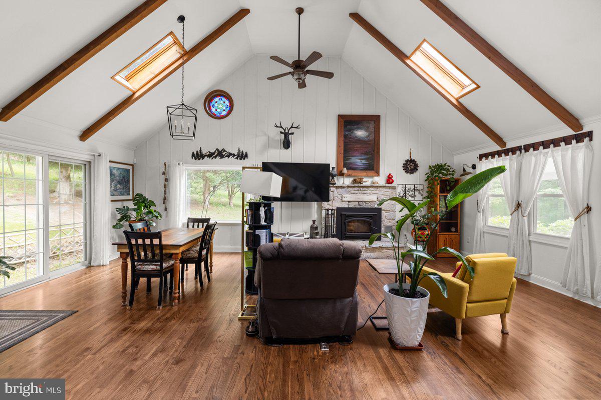 BERKELEY SPRINGS - Residential