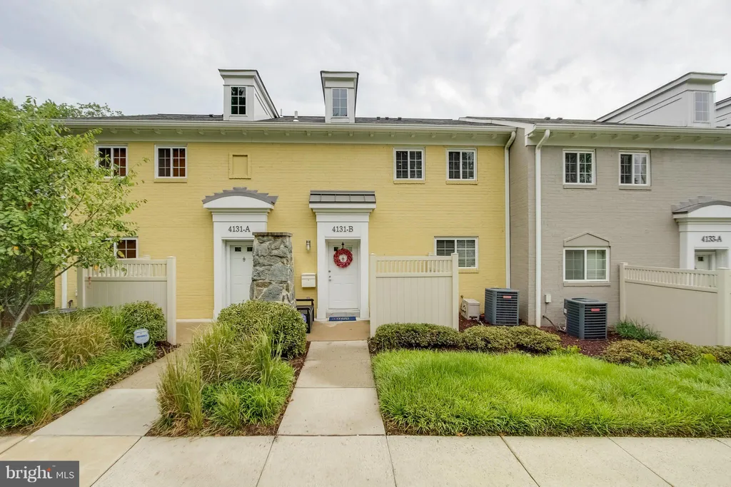 4131 Four Mile Run Drive Unit B, Arlington, VA 22204