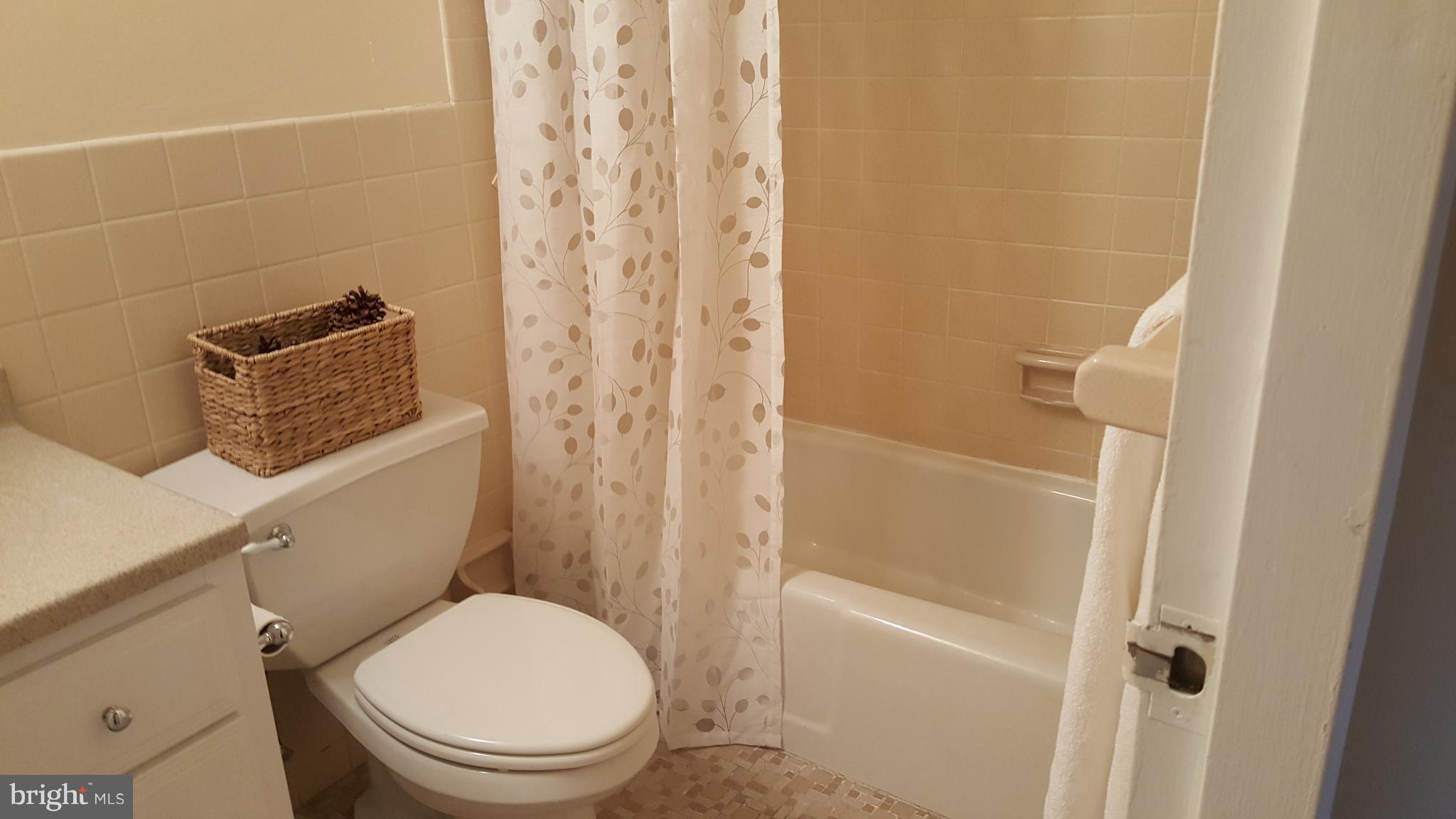 UNIVERSITY TOWERS CODM - Residential