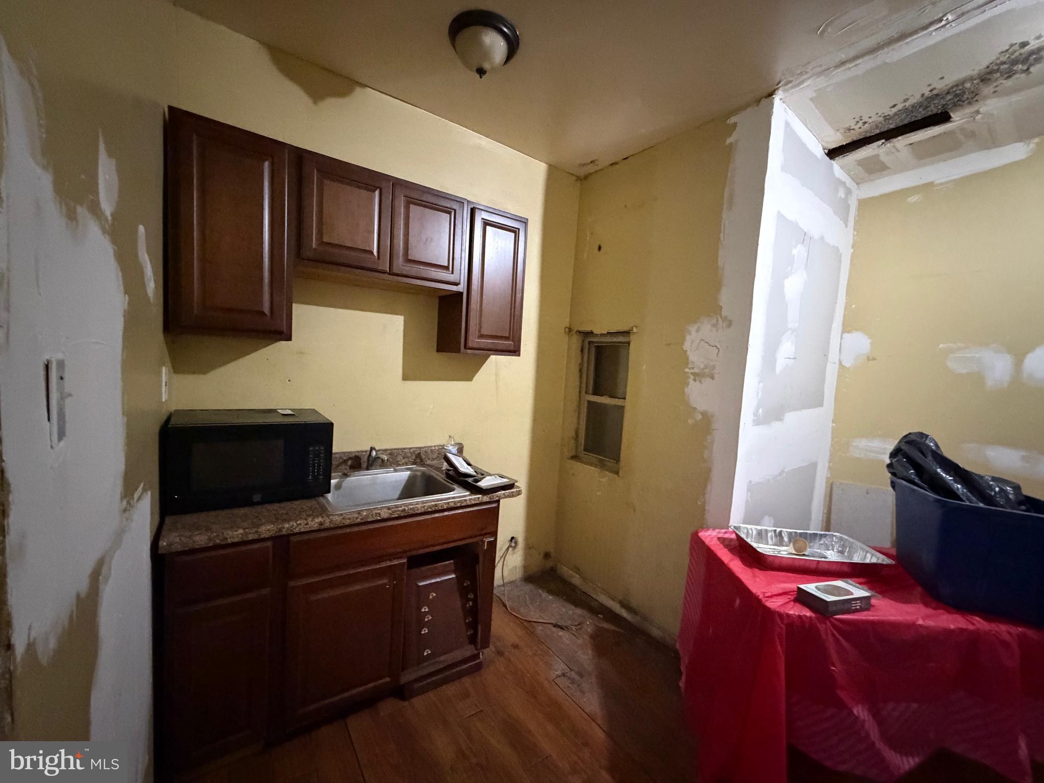 TEMPLE UNIVERSITY - Residential