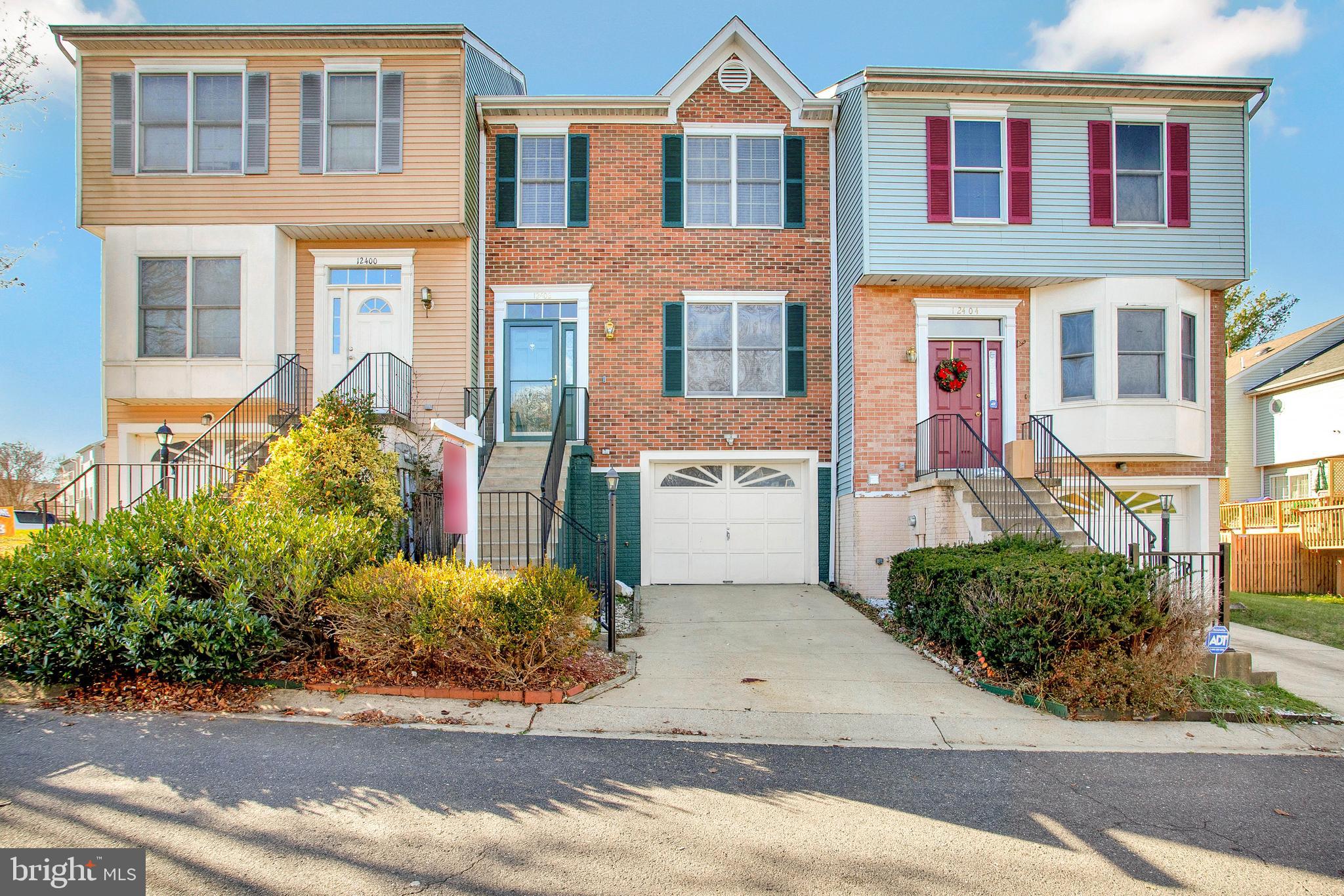 LAKEWOOD - Residential