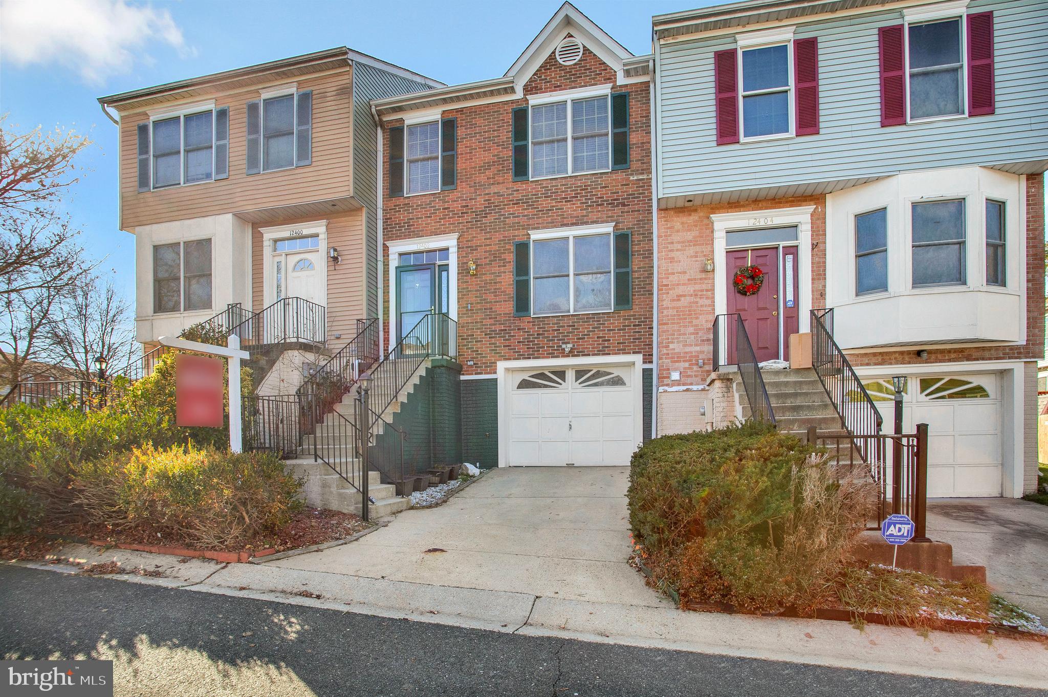 LAKEWOOD - Residential