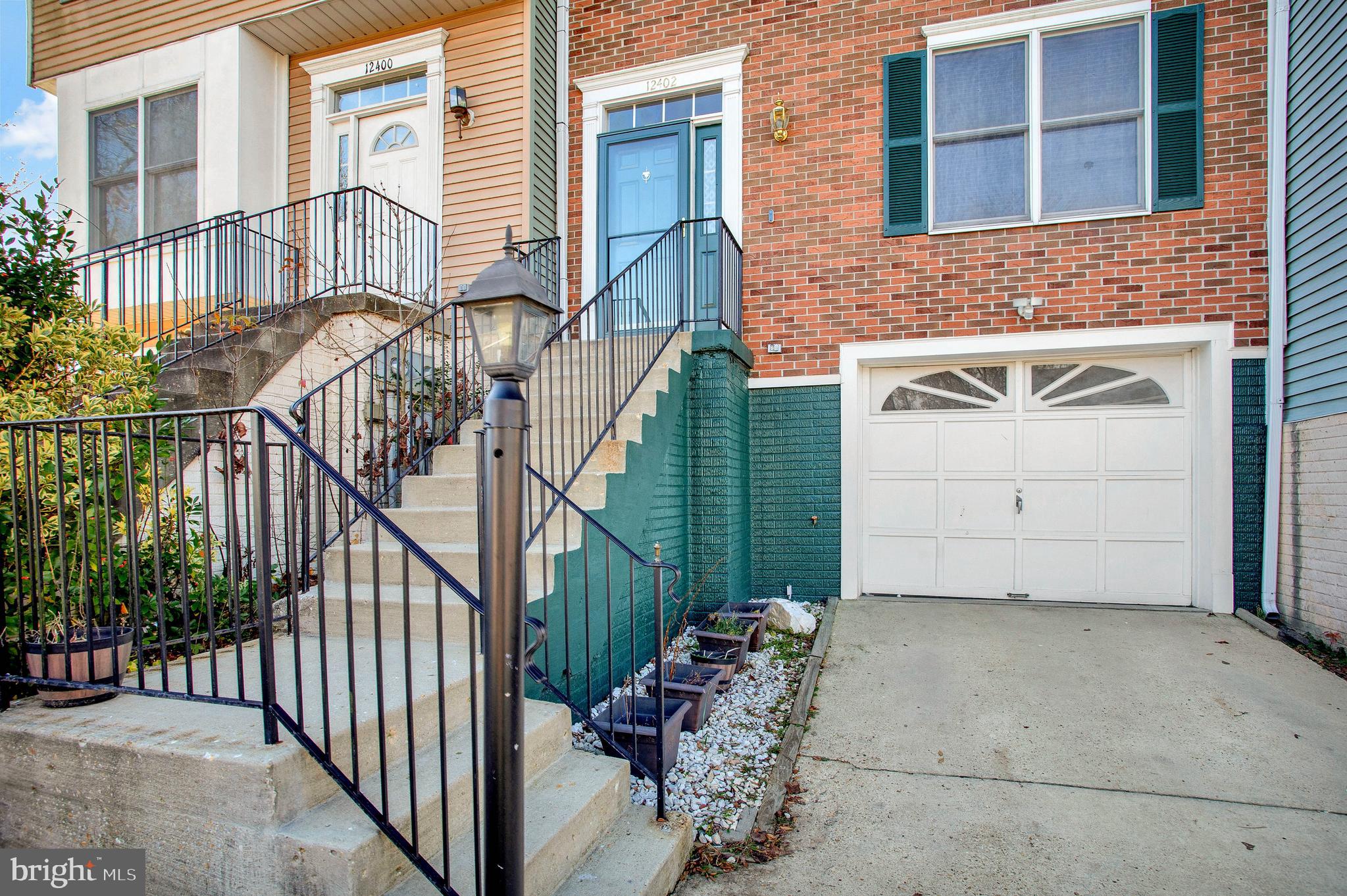 LAKEWOOD - Residential