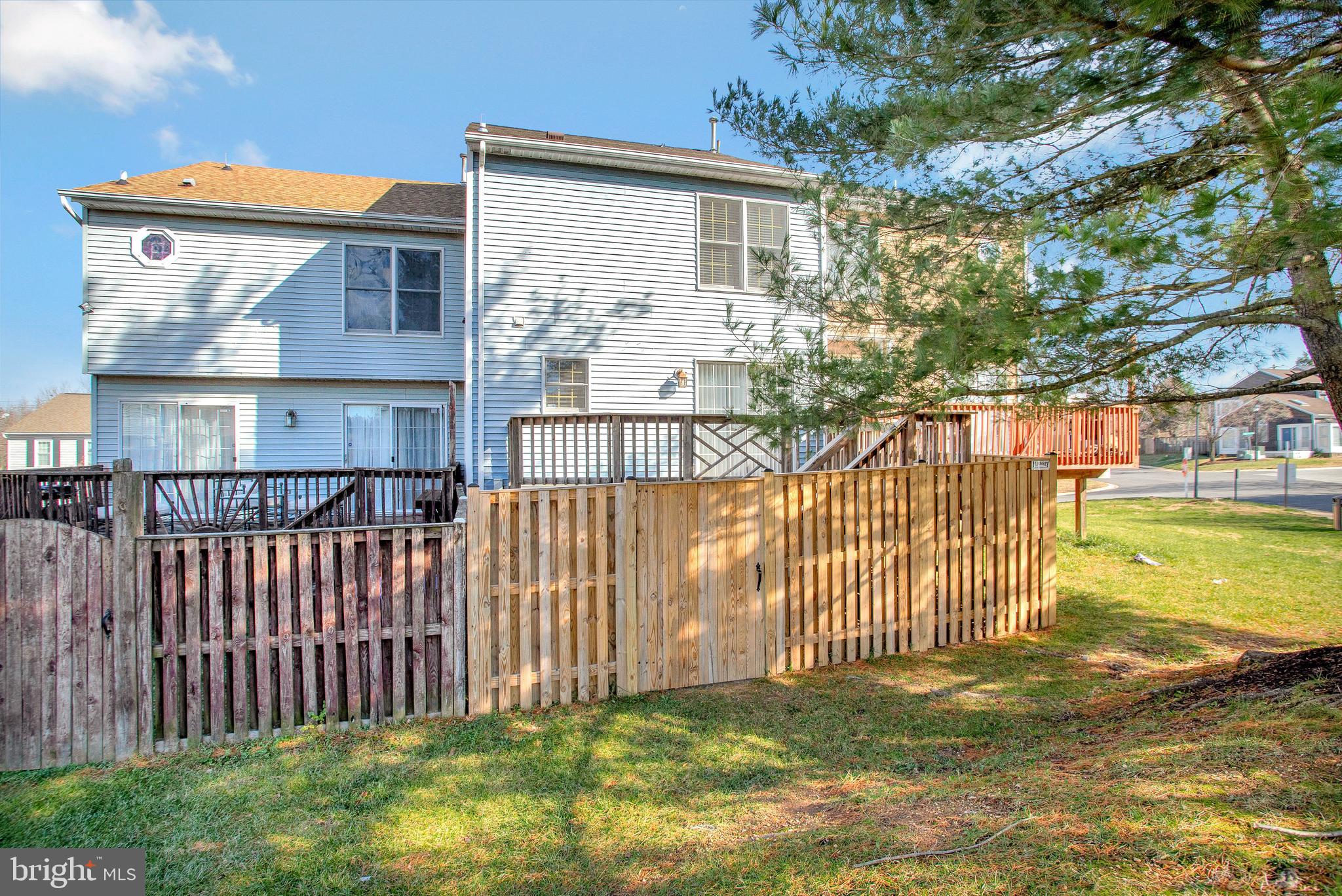 LAKEWOOD - Residential